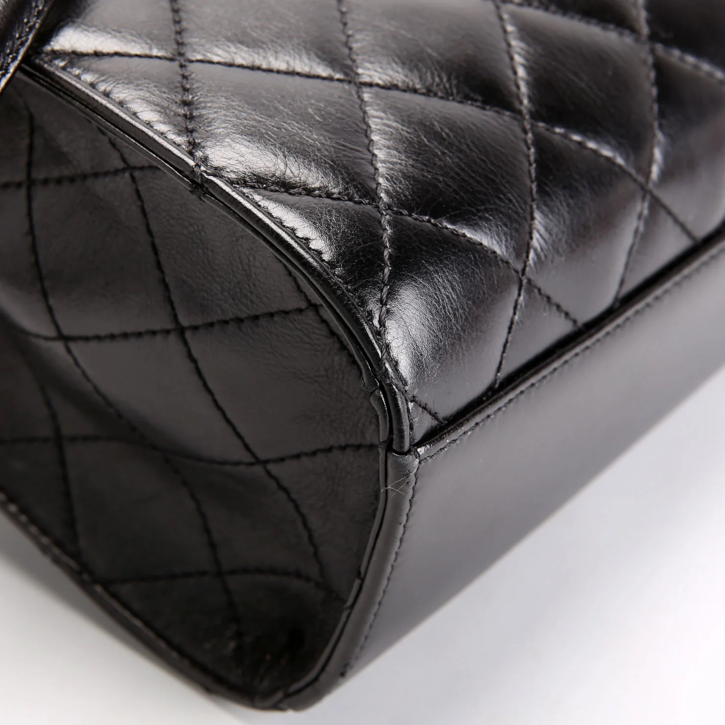 Mad About Quilting Flap Medium Calfskin 23M Black - Image 5
