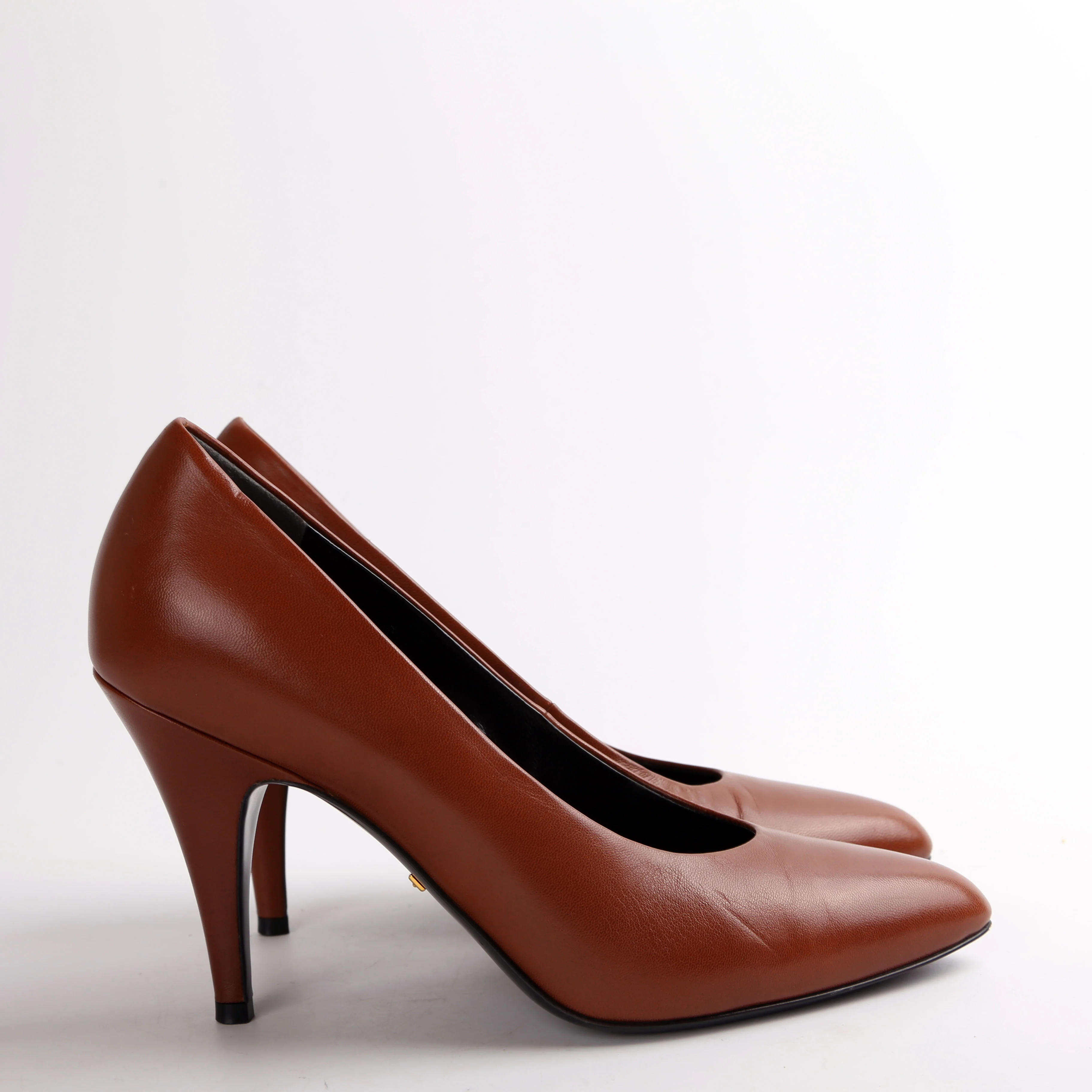 Malaga Kid Round Toe Pumps Size 38 - Image 4