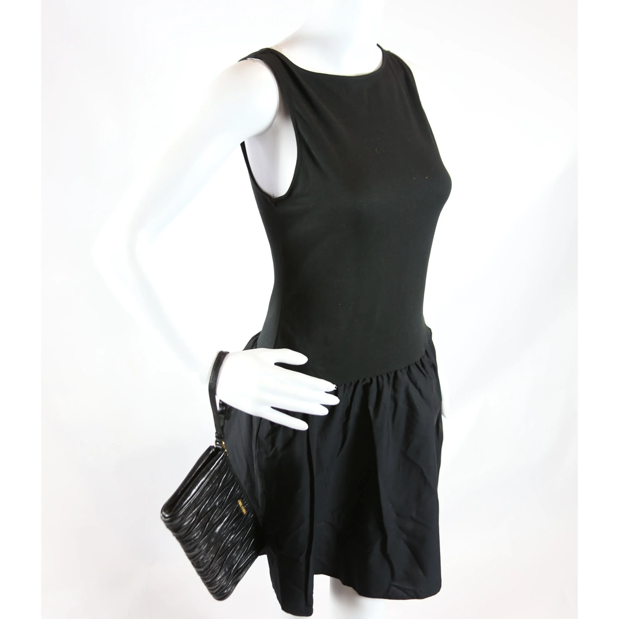 Matelasse Lambskin Clutch Black - Image 9