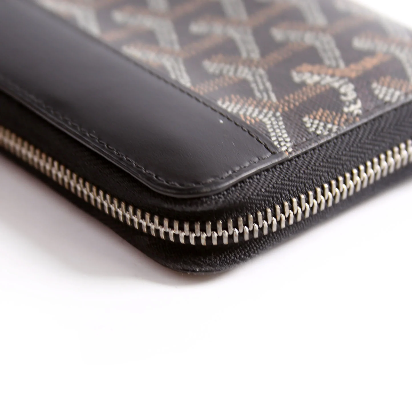 Matignon GM Zip Around Wallet Black - Image 9