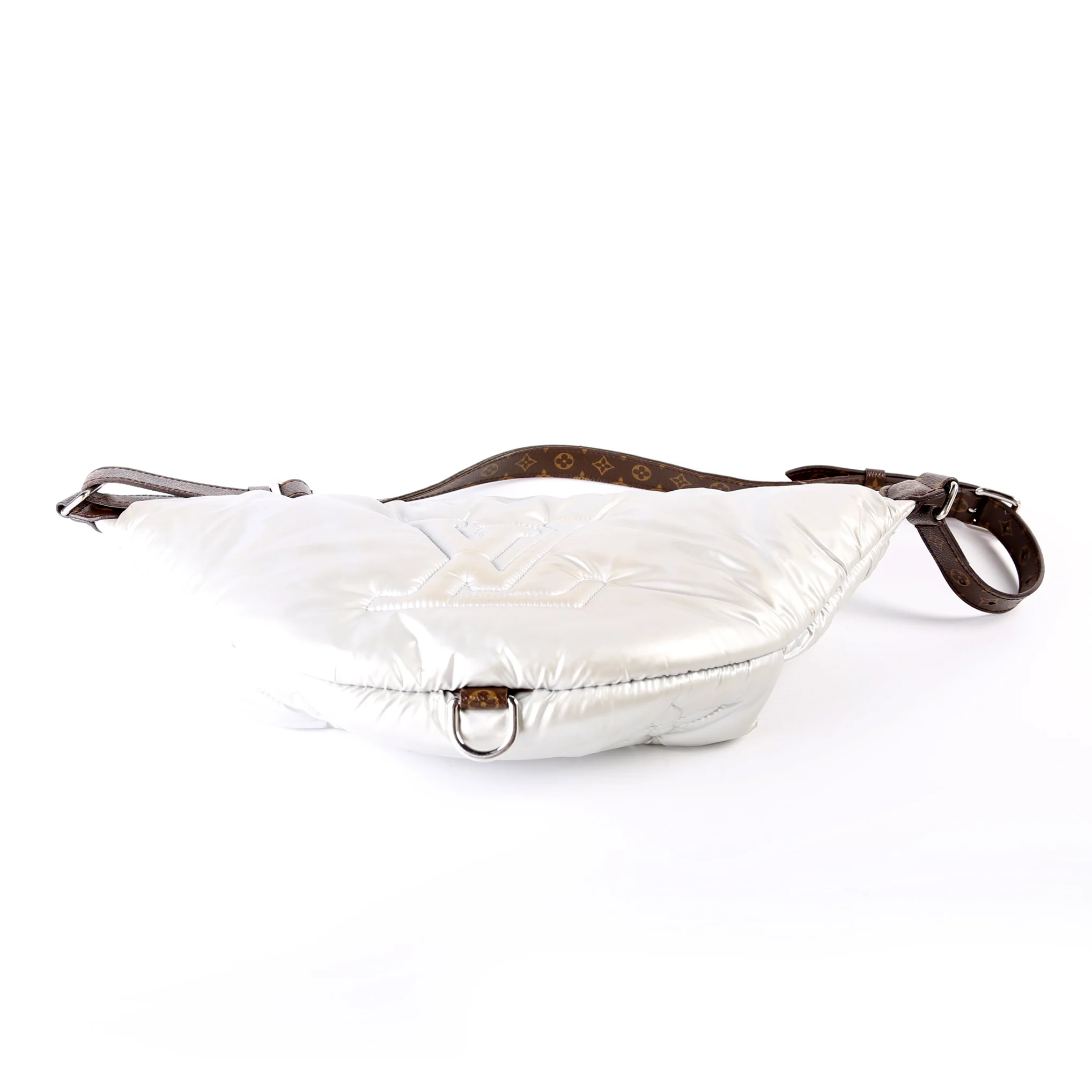 Maxi Bumbag Pillow Monogram Silver - Image 6