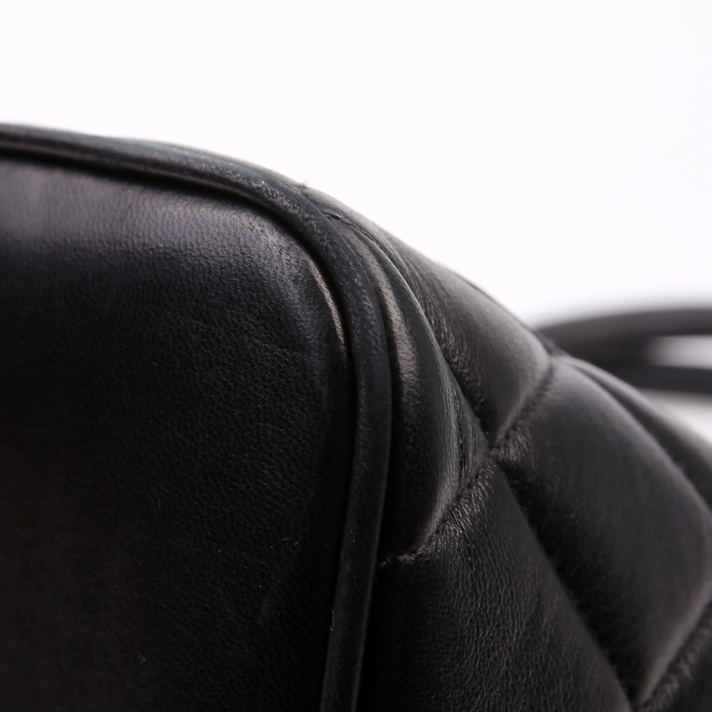 Medallion Tote Lambskin Black - Image 8