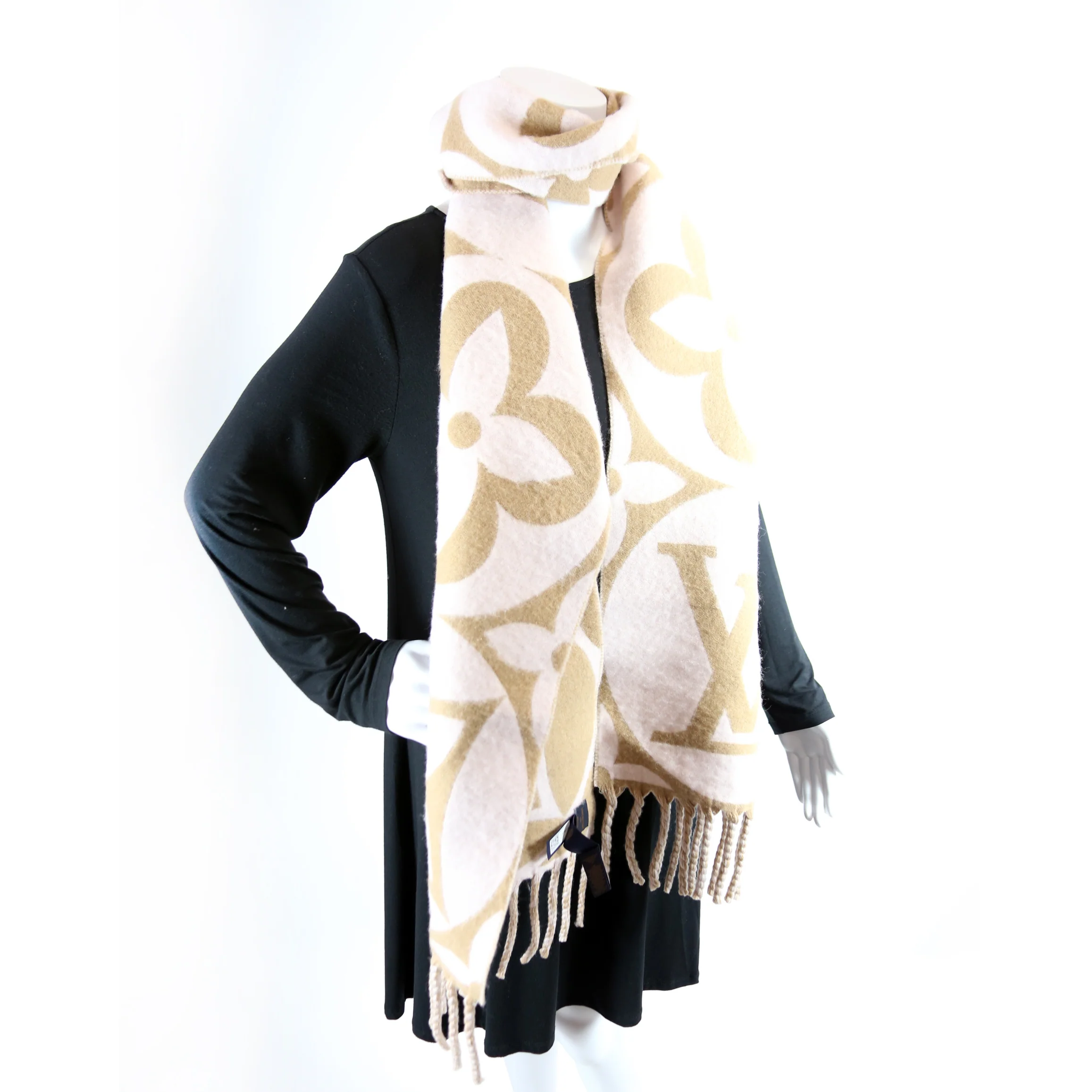 Medallion Wool Scarf Tan/Pink - Image 6