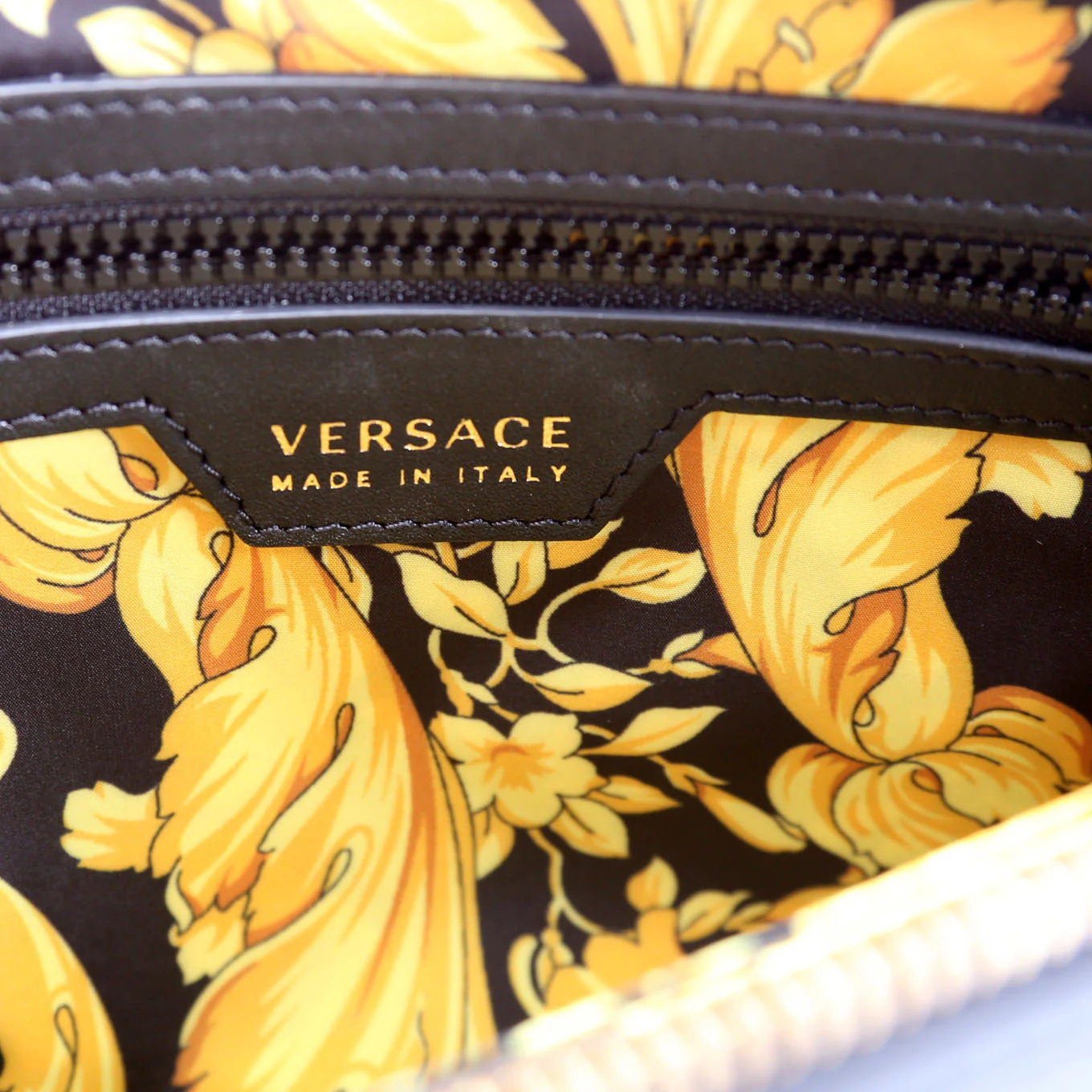 Medusa Large Wristlet Pouch Black - Image 8