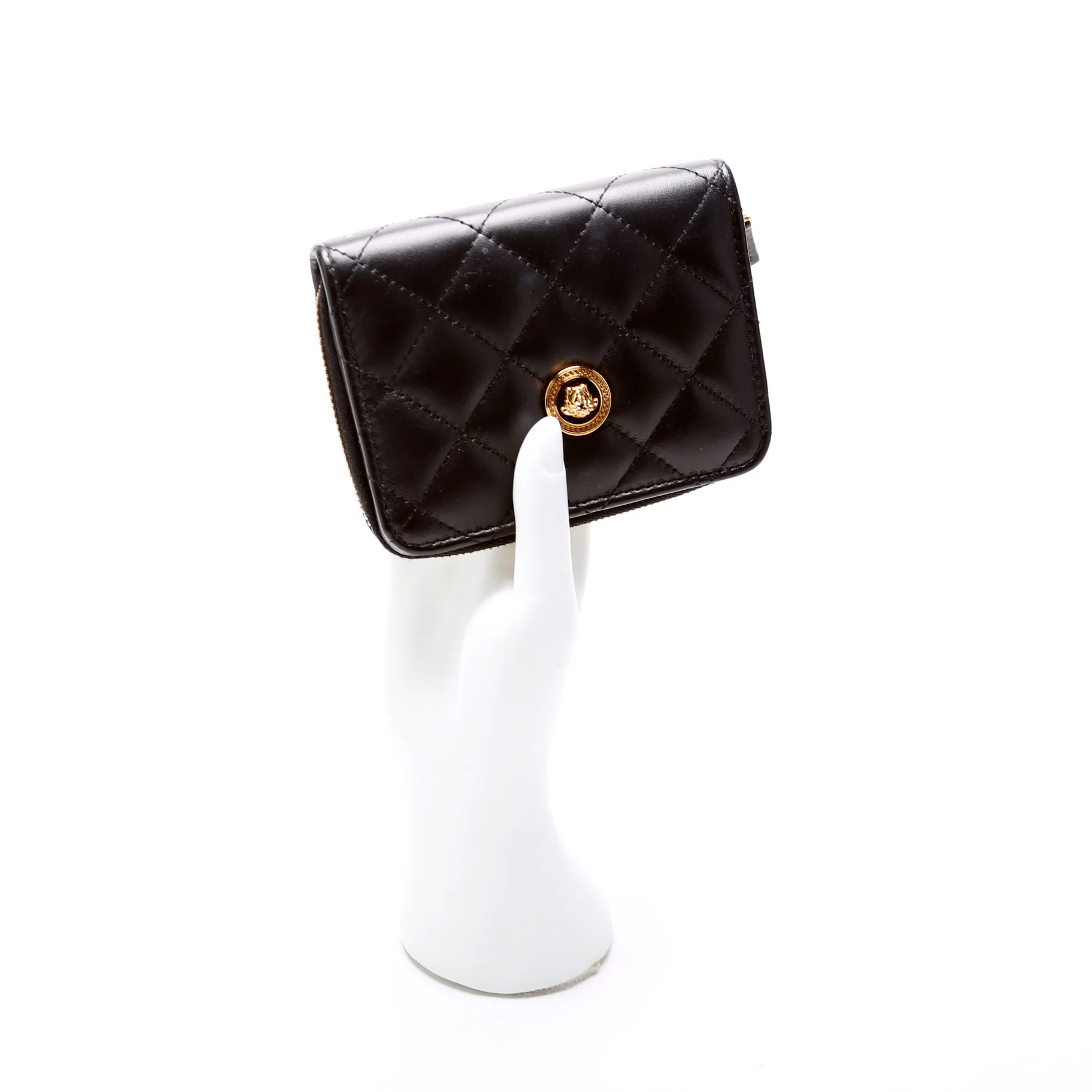 Medusa Quilted Leather Bifold Zip Around Wallet Black - Image 9