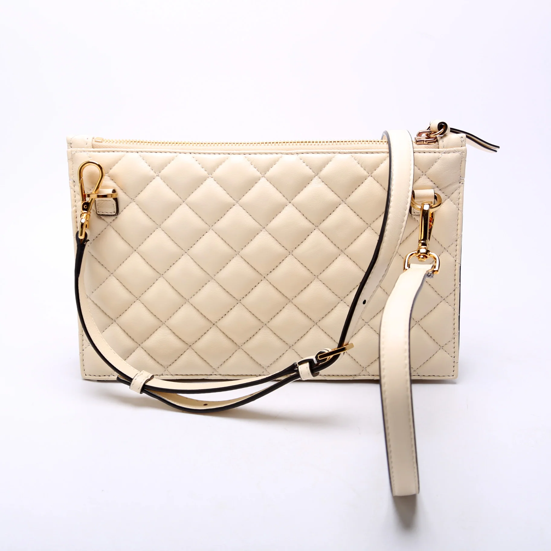 Medusa Quilted Leather Pouch - Image 3