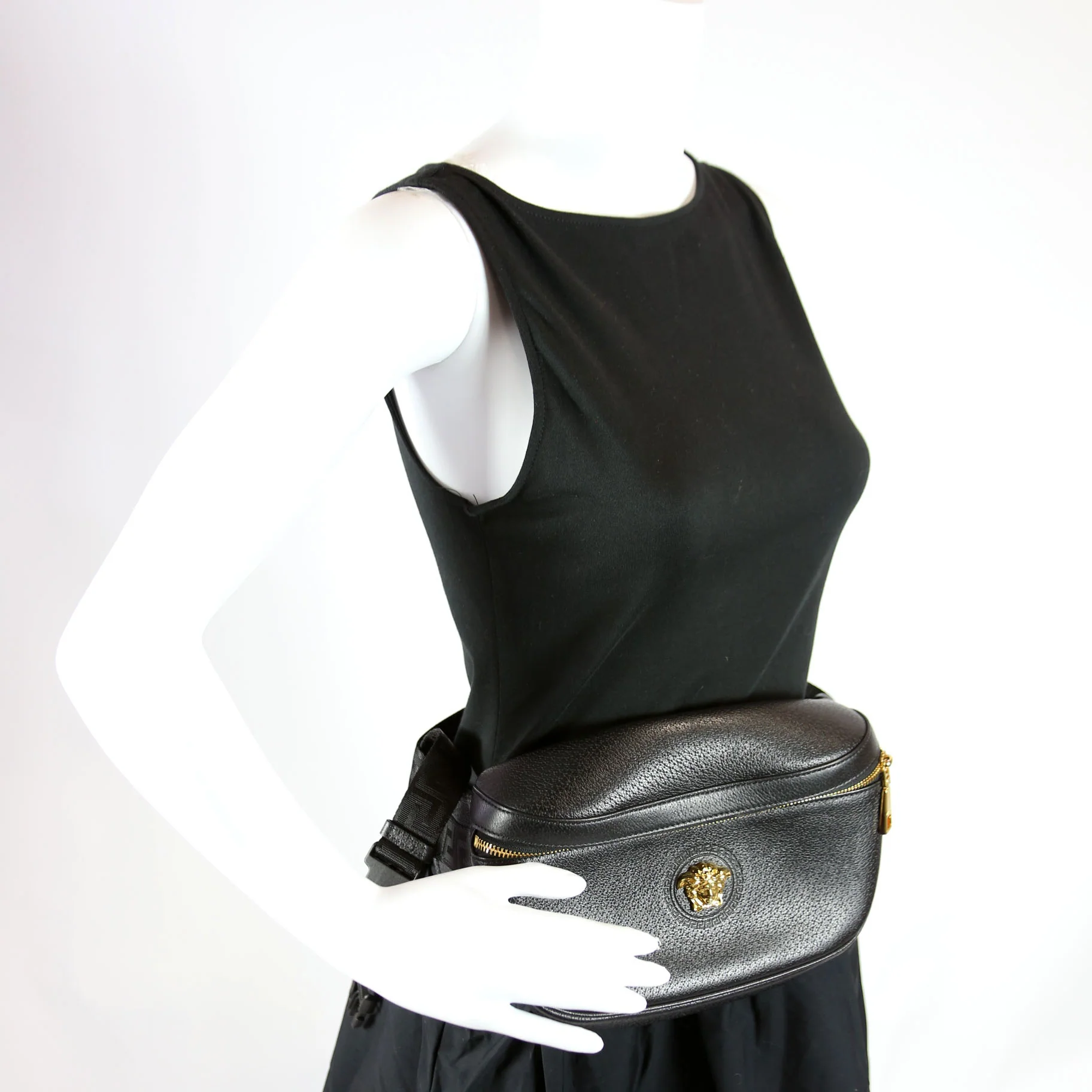 Medusa Waist Bag Leather Black - Image 9