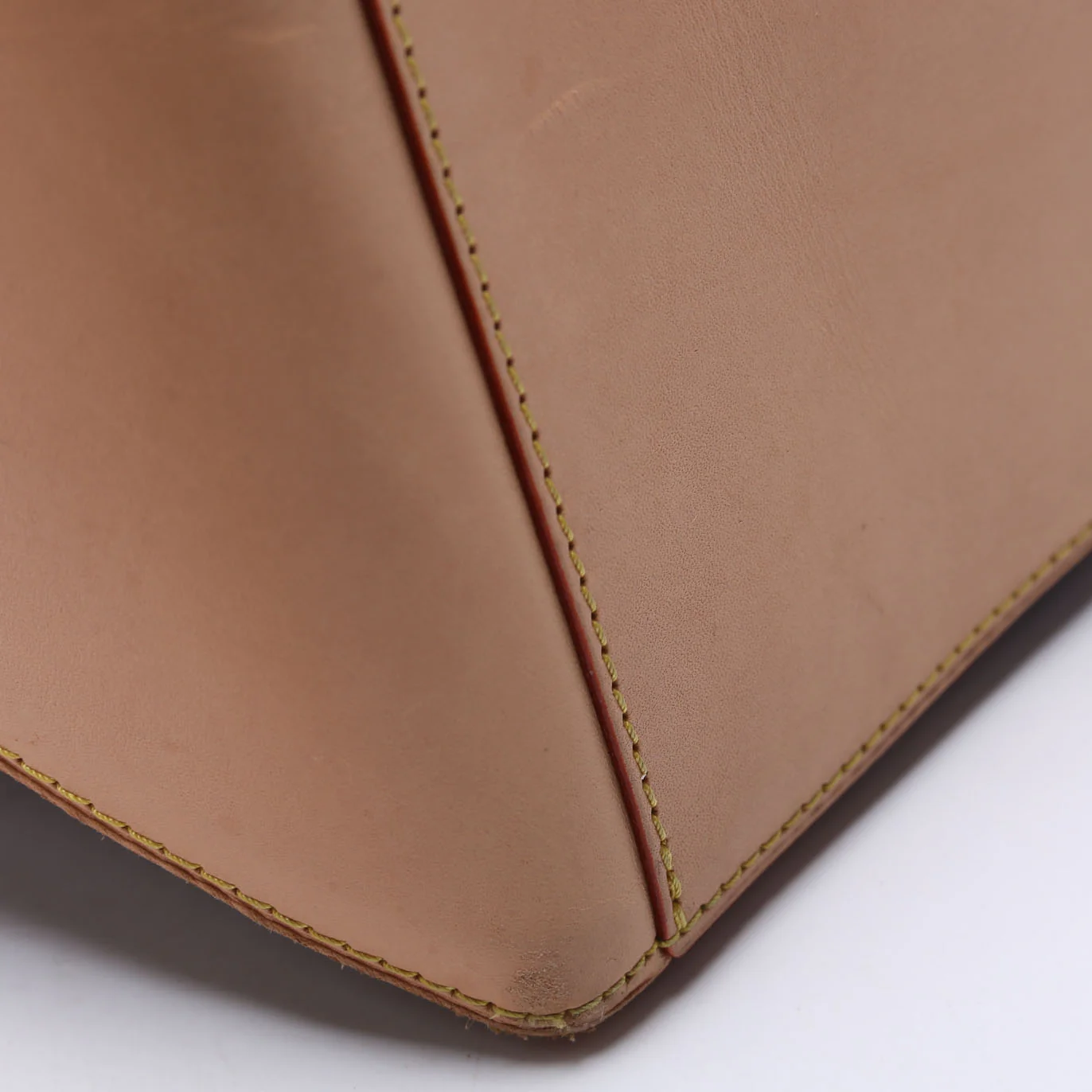 Mezzo NV Monogram Brown - Image 9