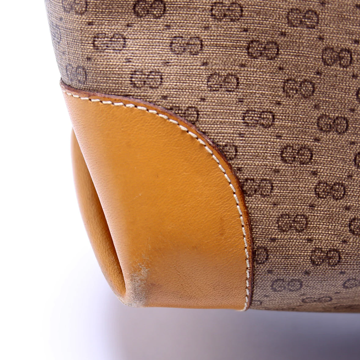 Micro GG Supreme Interlocking G Web Vertical Tote Vintage - Image 5