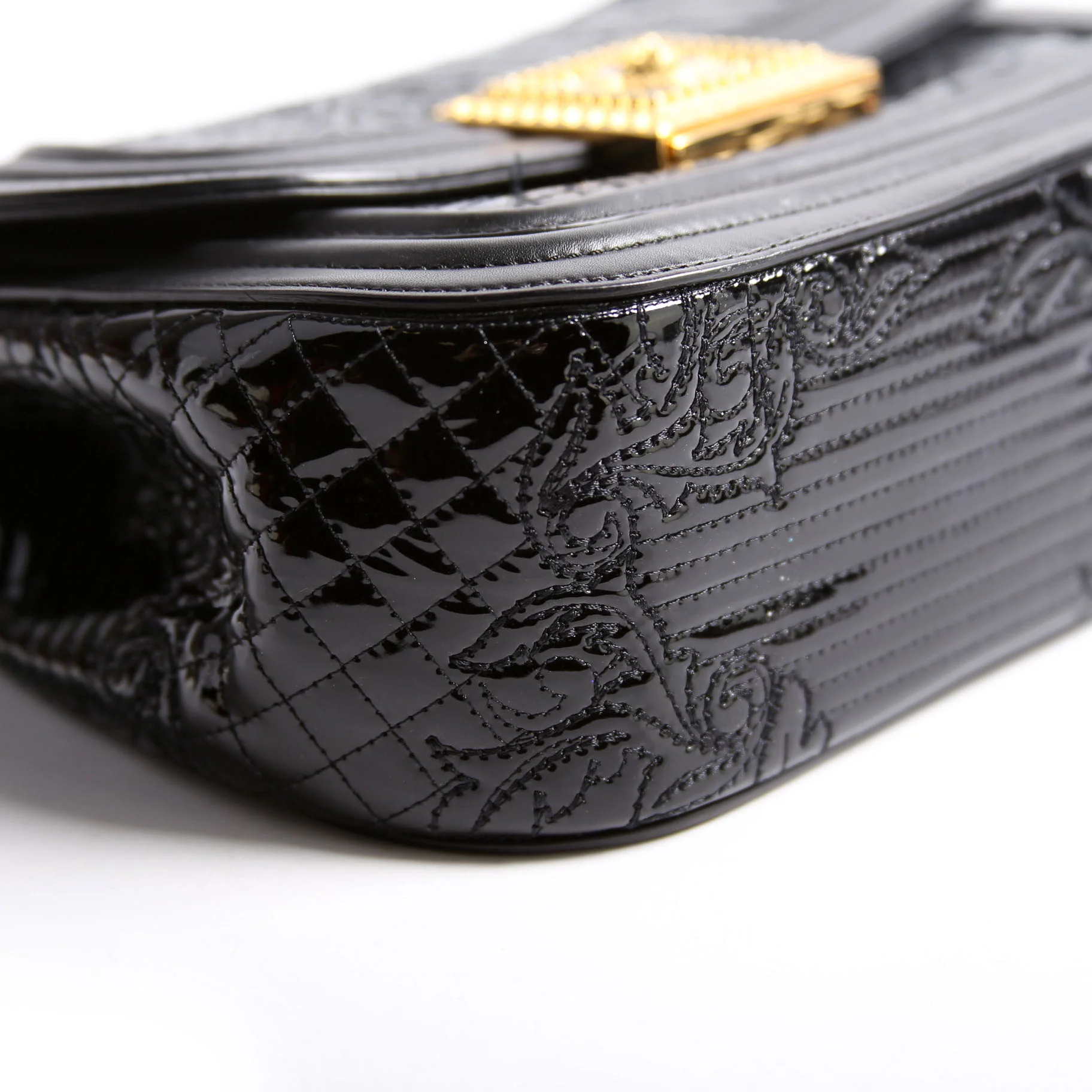 Micro Vanitas Patent Shoulder Black/Gold - Image 6