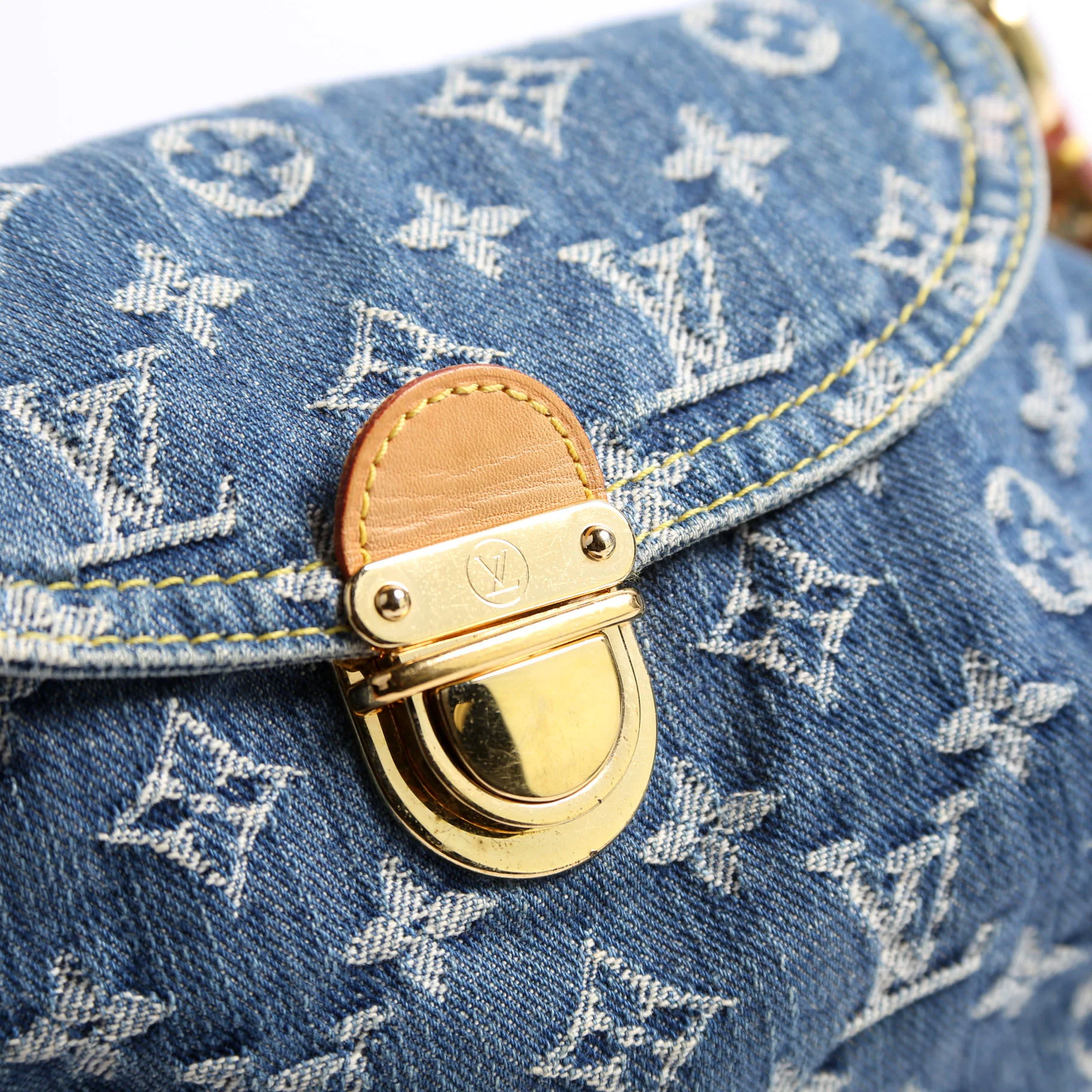 Mini Pleaty Denim Monogram - Image 6
