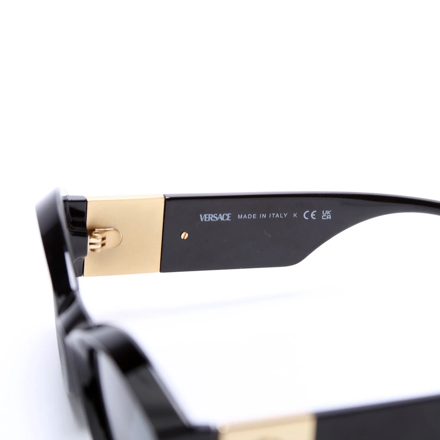 MOD 4466 Medusa Sunglasses Black/Gold - Image 6