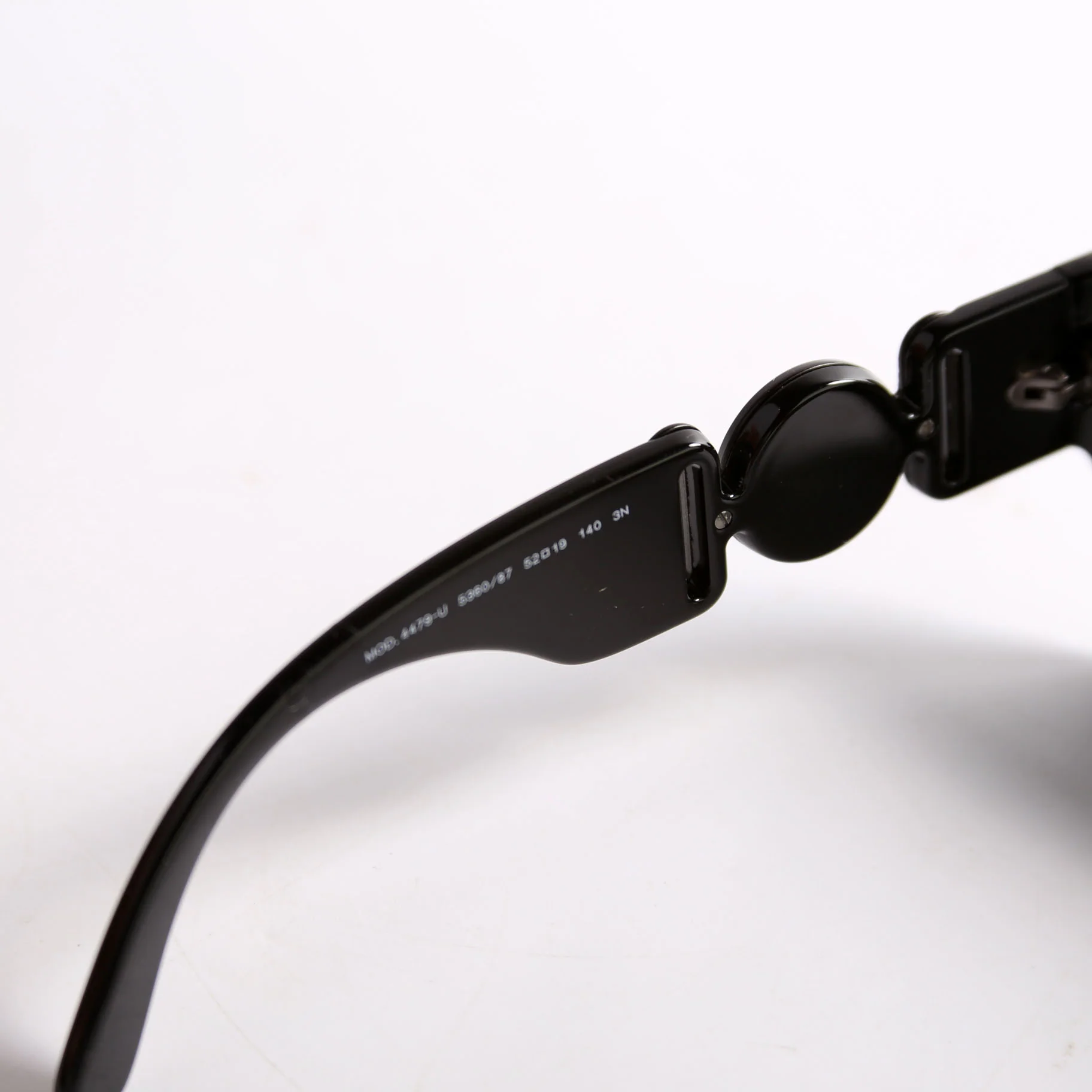 MOD 4479 Medusa Biggie Sunglasses - Image 7