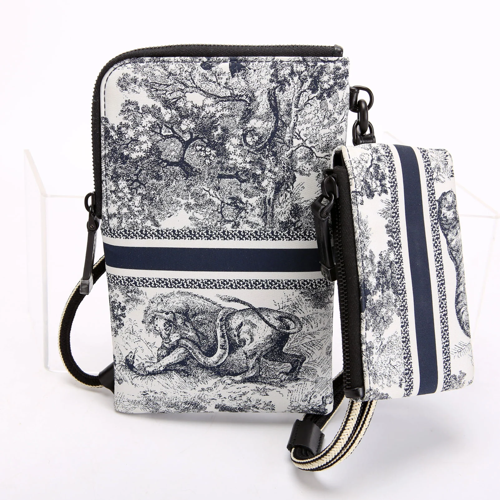 Multifunctional Pouch Toile De Jouy Black/White - Image 3