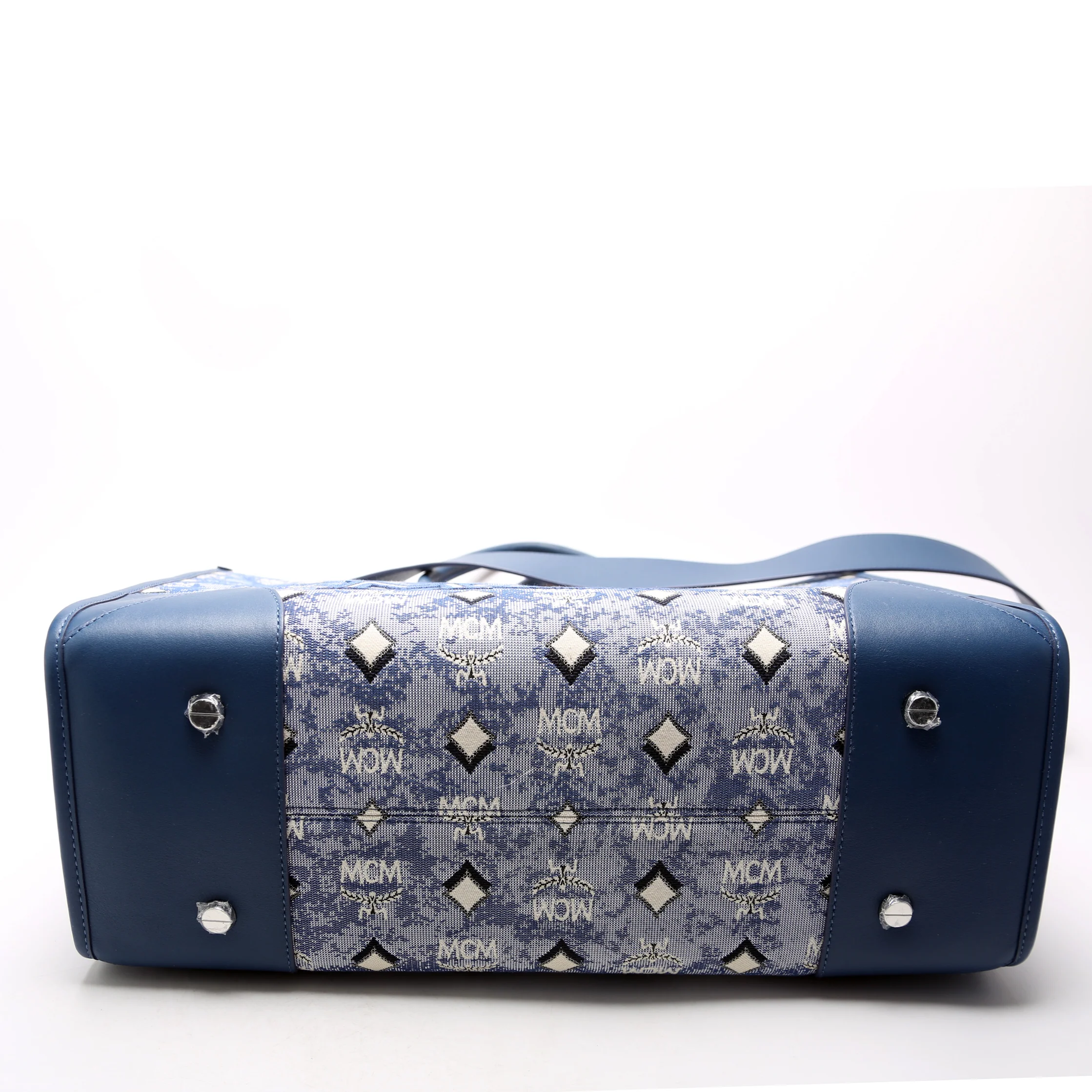 Munchen Jacquard XLarge Tote Blue - Image 4