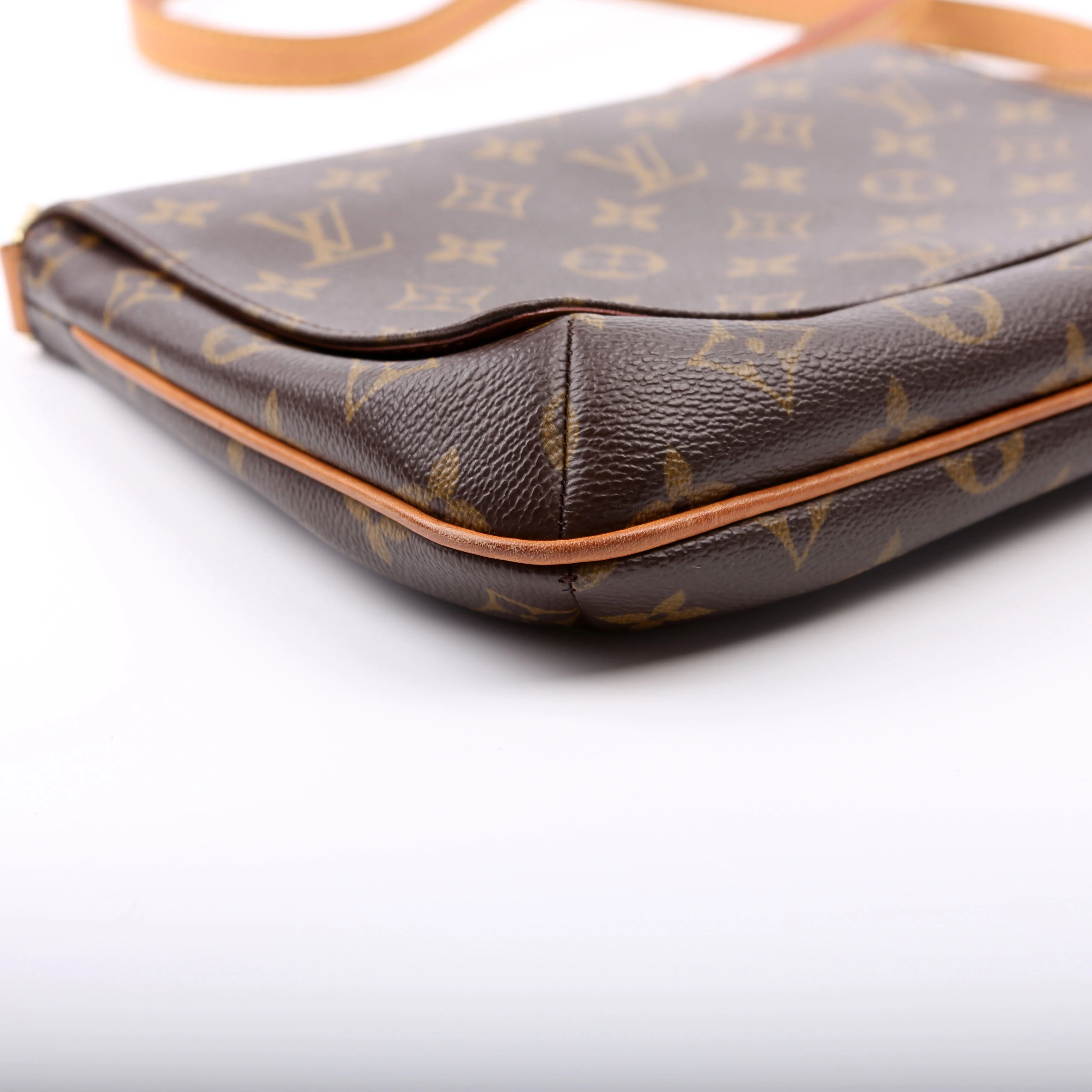 Musette Tango Long Monogram - Image 6