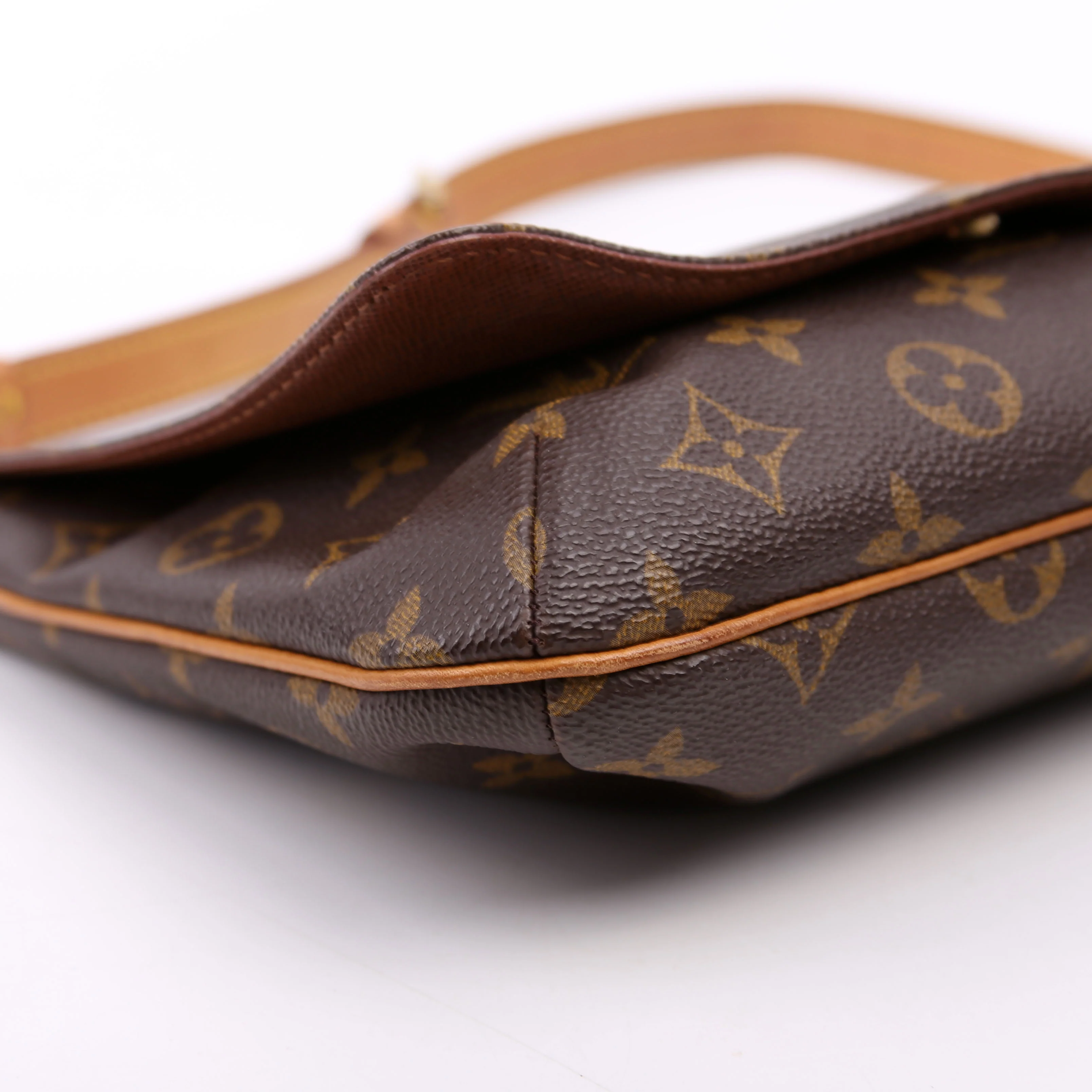 Musette Tango Short Monogram - Image 6