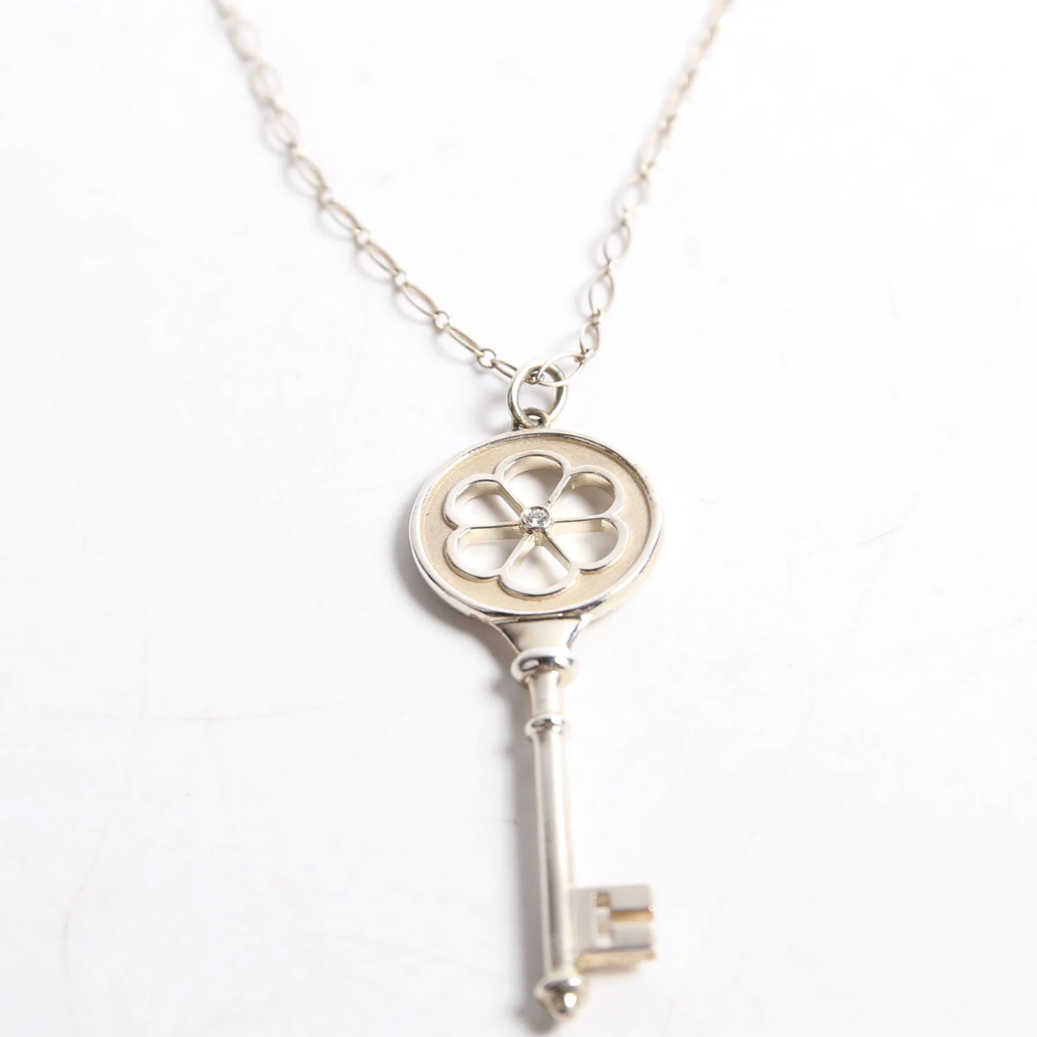 NECKLACE: BLOSSOM FLOWER KEY PENDANT 925 - Image 3