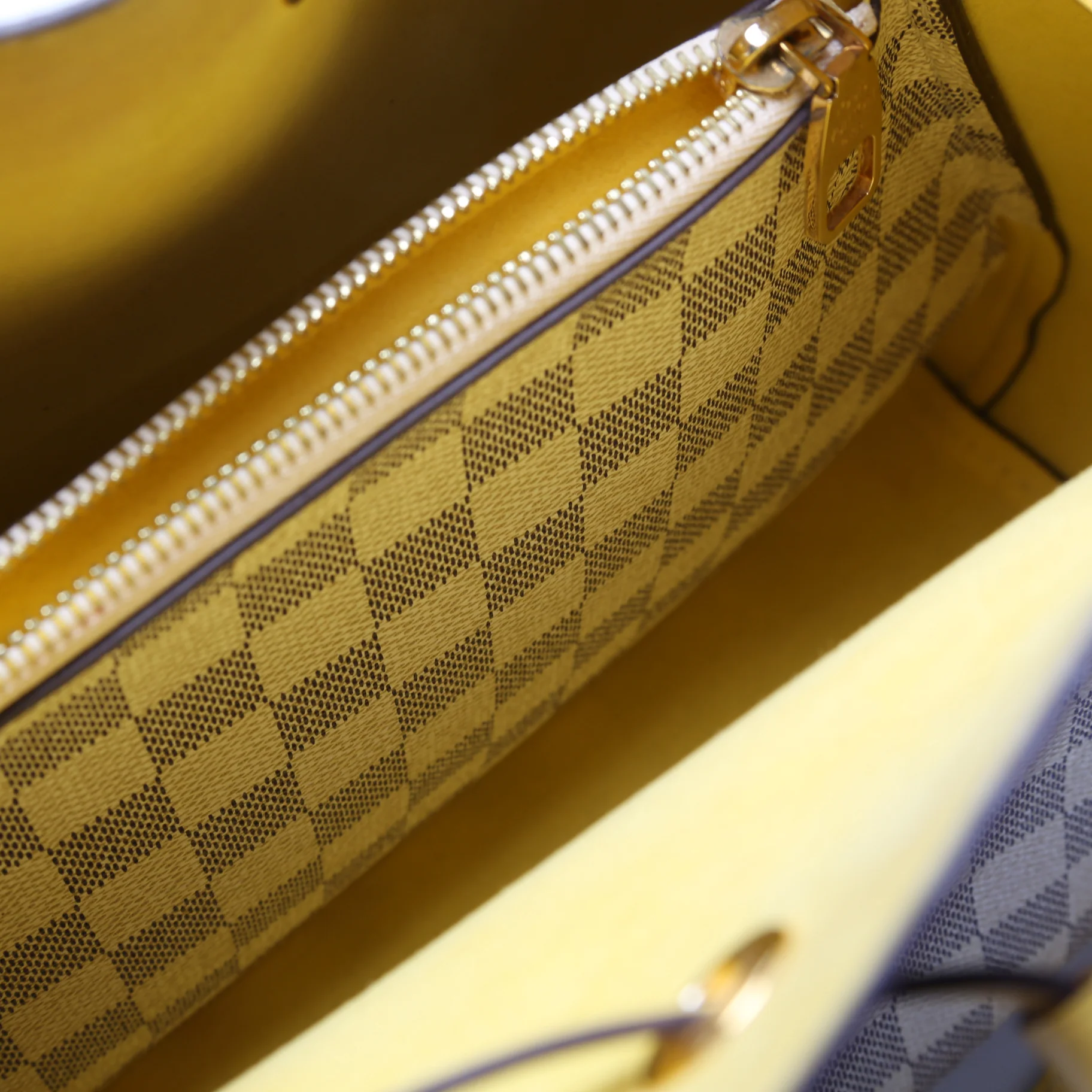 Neonoe Damier Azur Yellow - Image 7