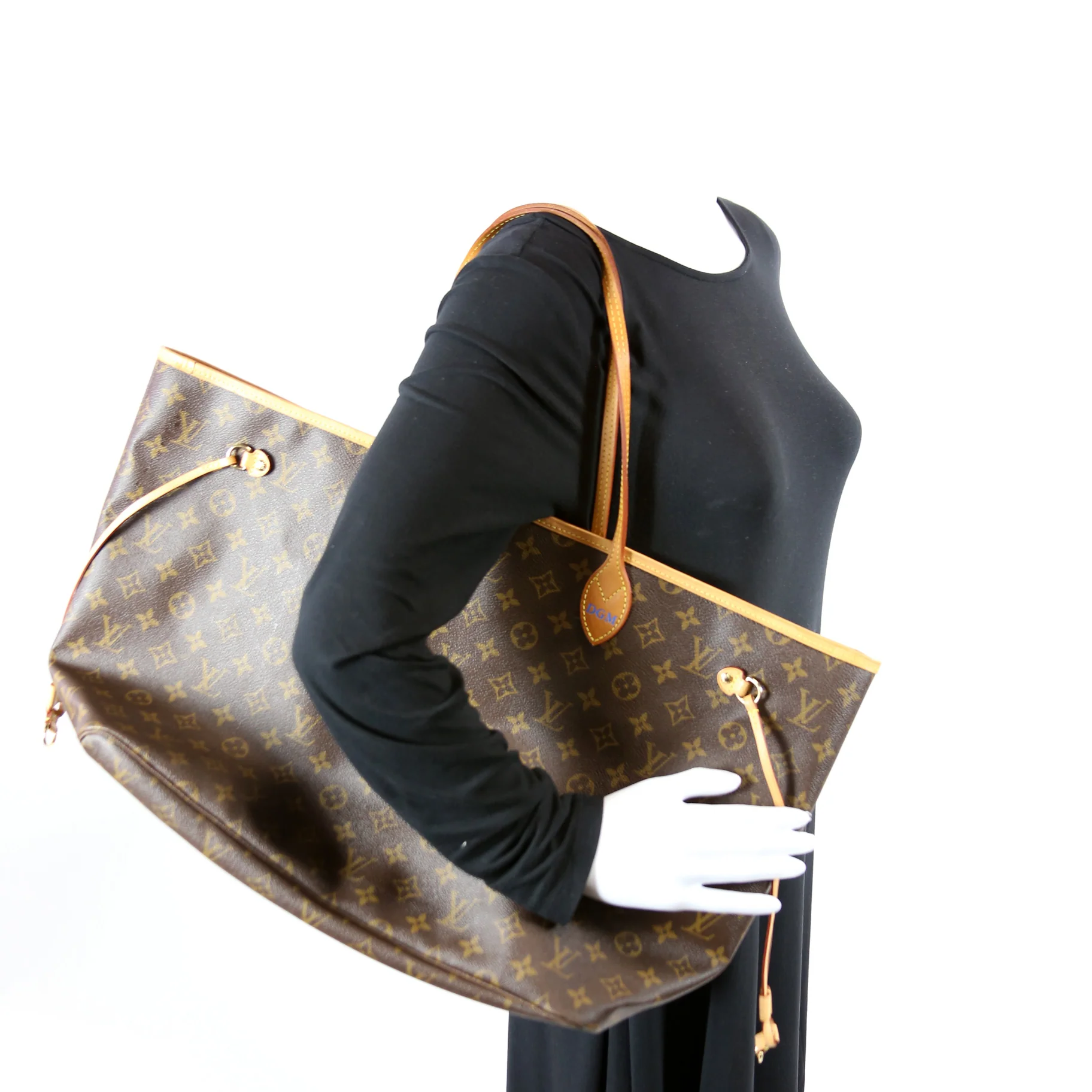 Neverfull GM Monogram - Image 12
