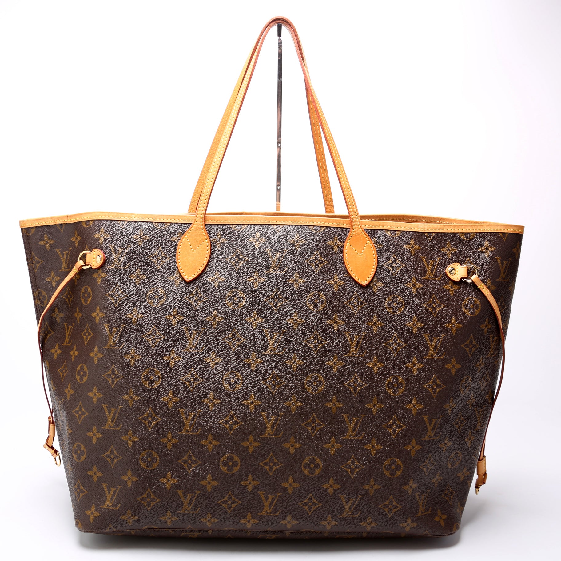 Neverfull GM Monogram - Image 3