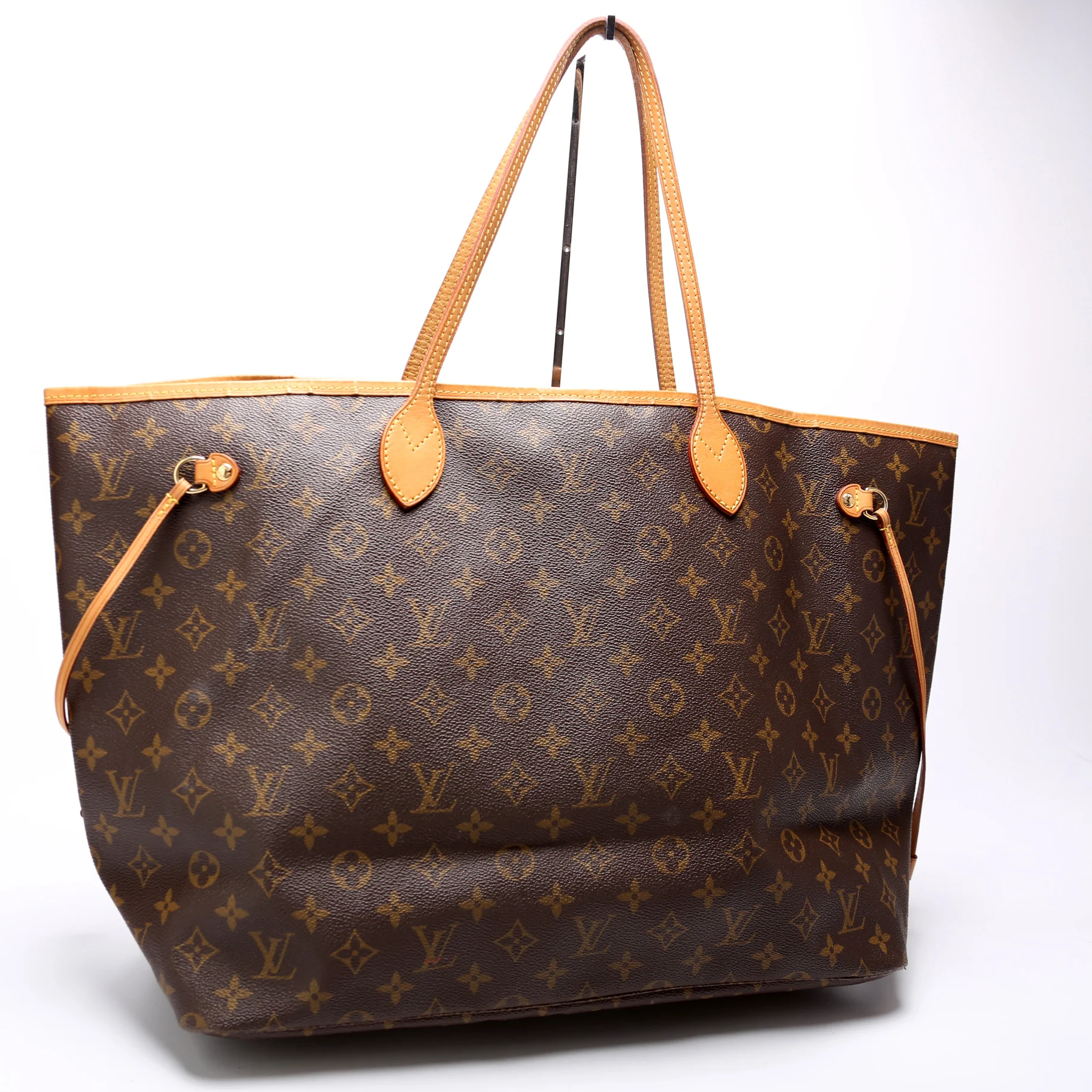 Neverfull GM Monogram - Image 2