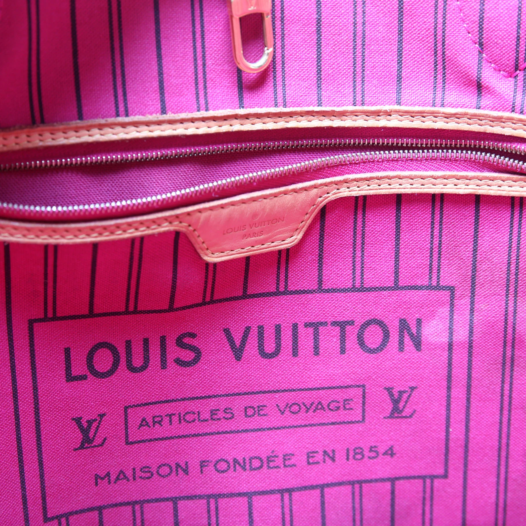 Neverfull GM Monogram - Image 15