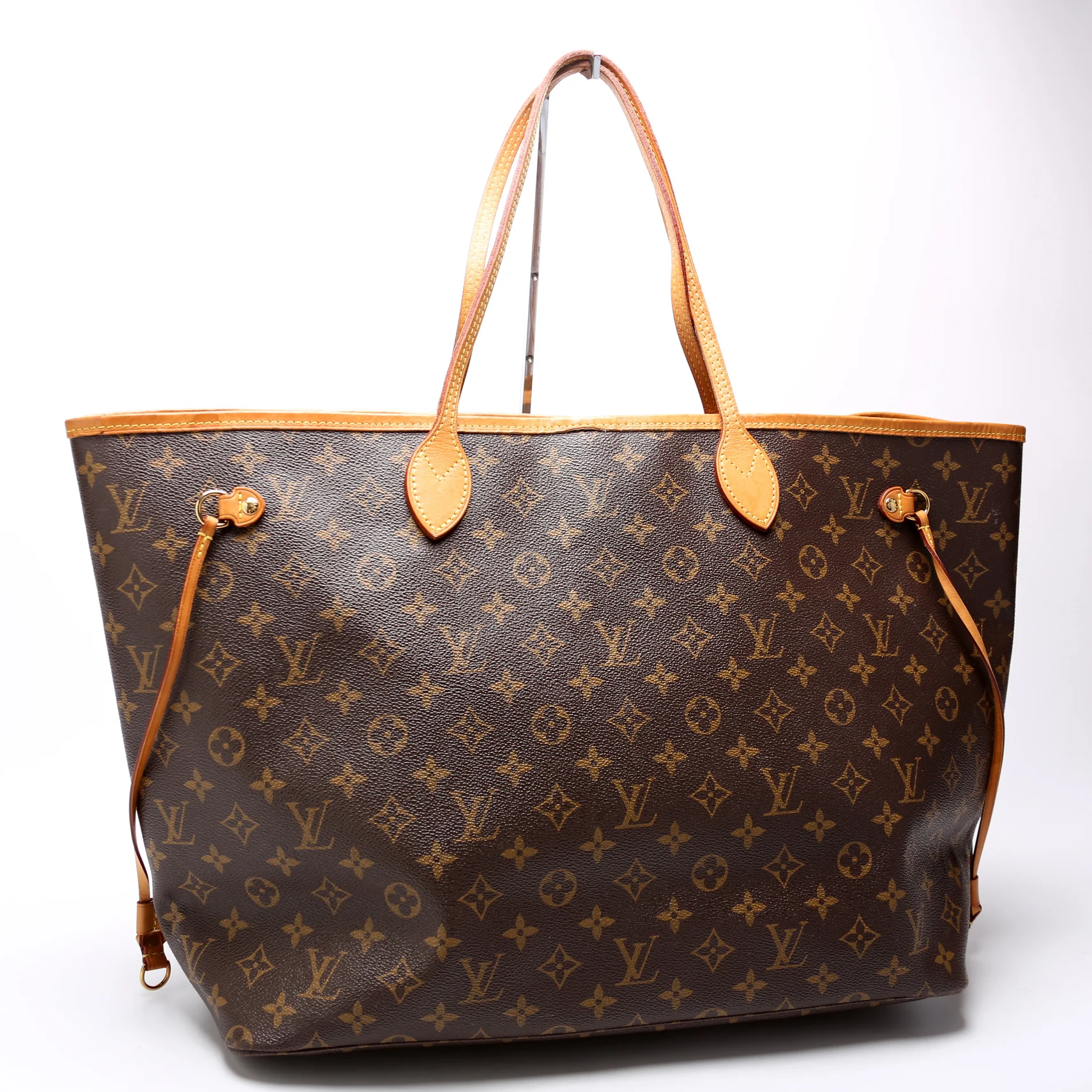 Neverfull GM Monogram - Image 2