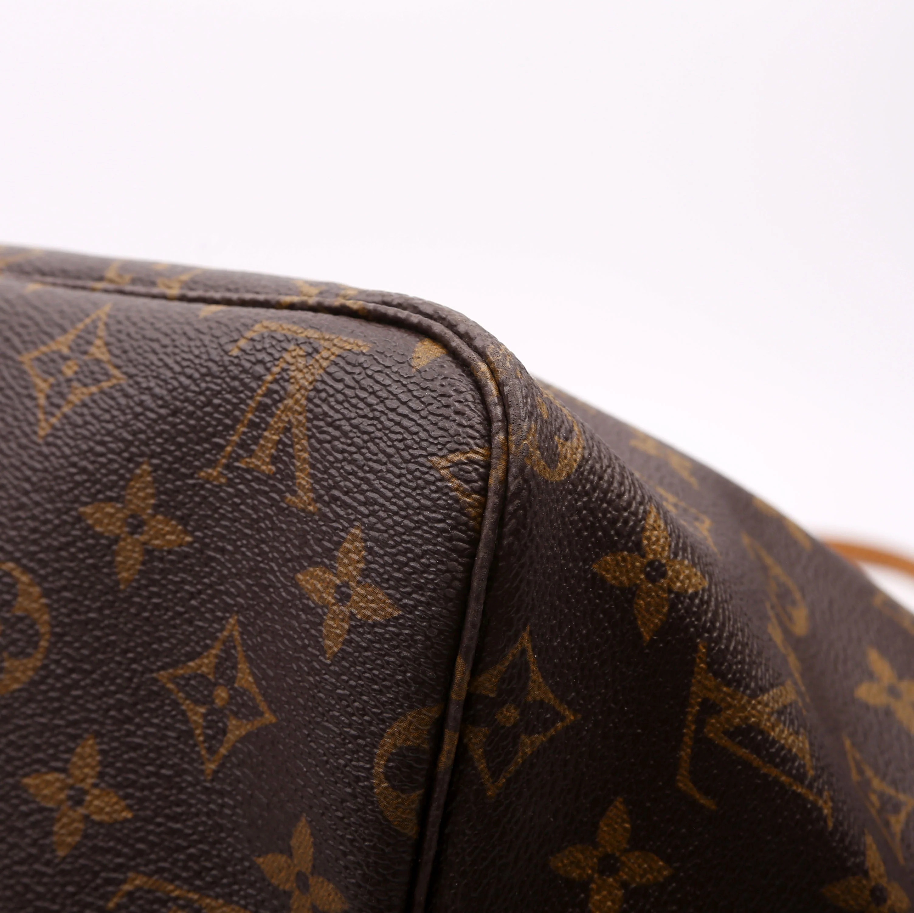 Neverfull GM Monogram - Image 8