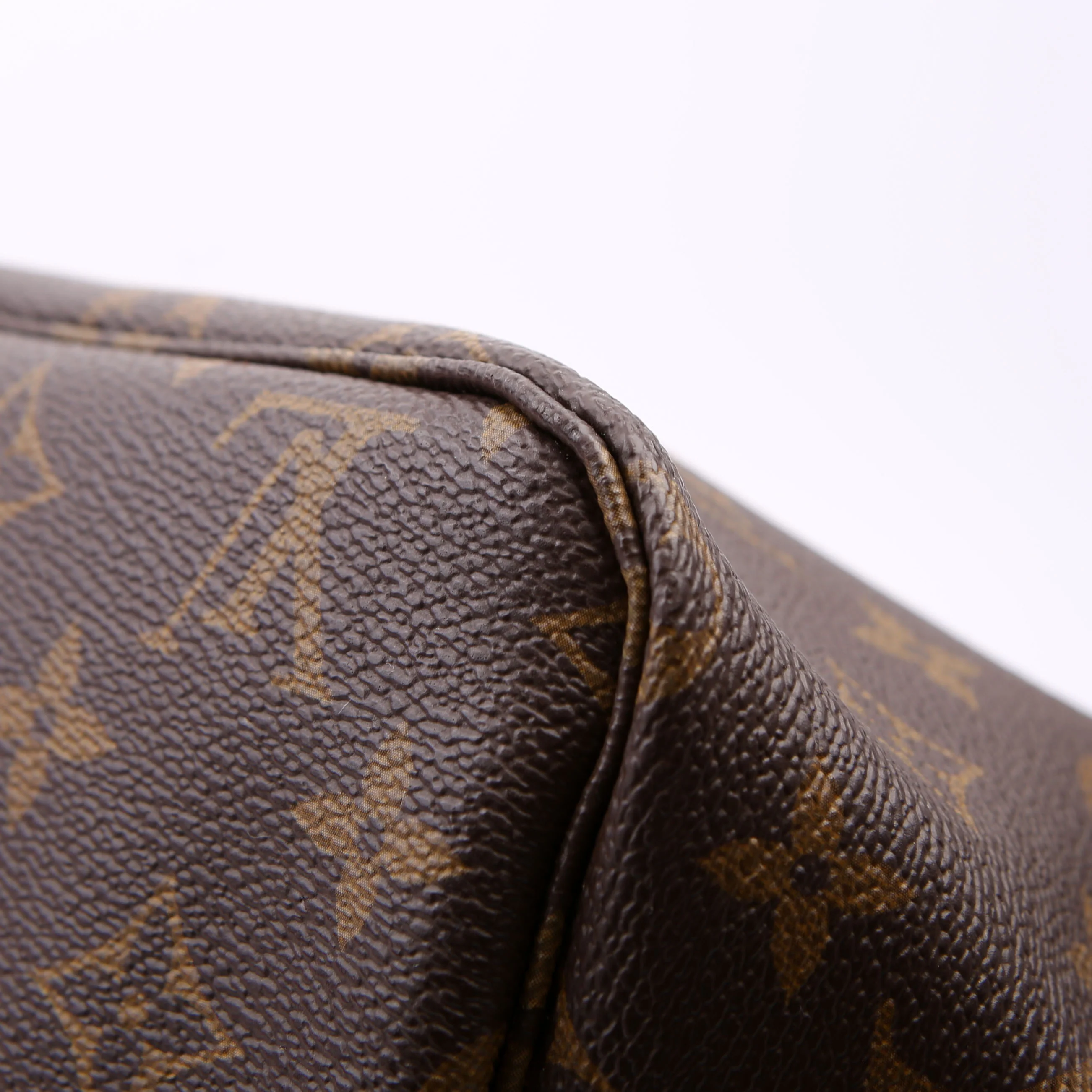 Neverfull GM Monogram - Image 8