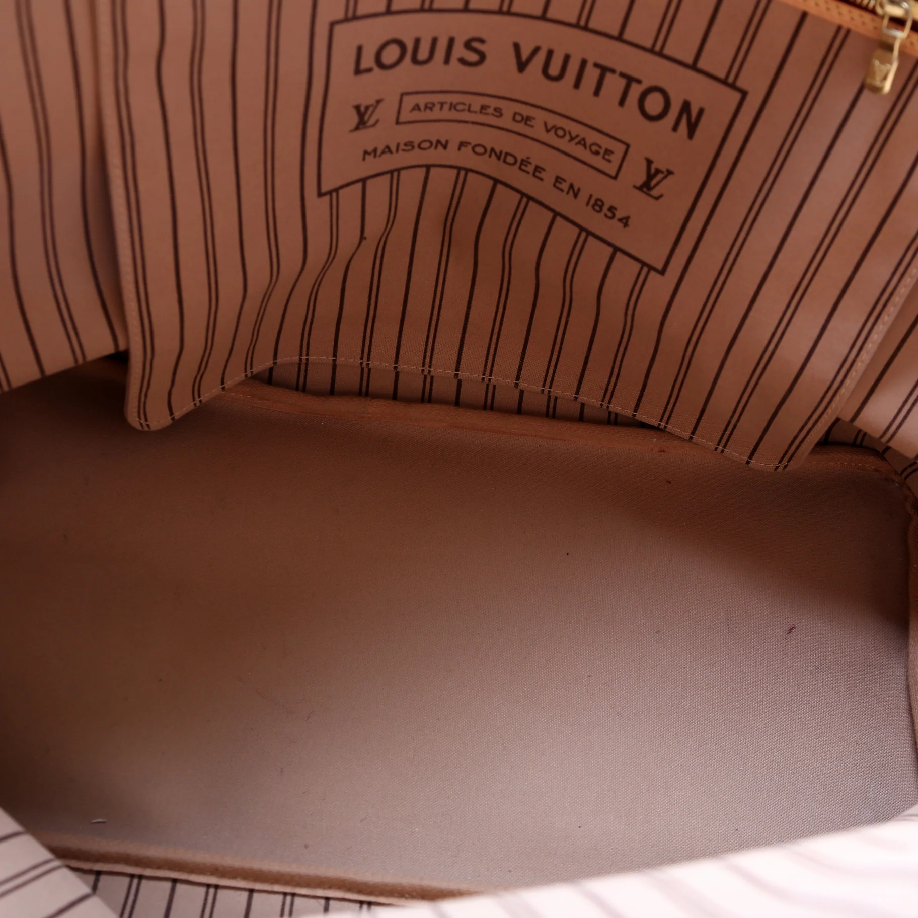Neverfull GM Monogram - Image 9