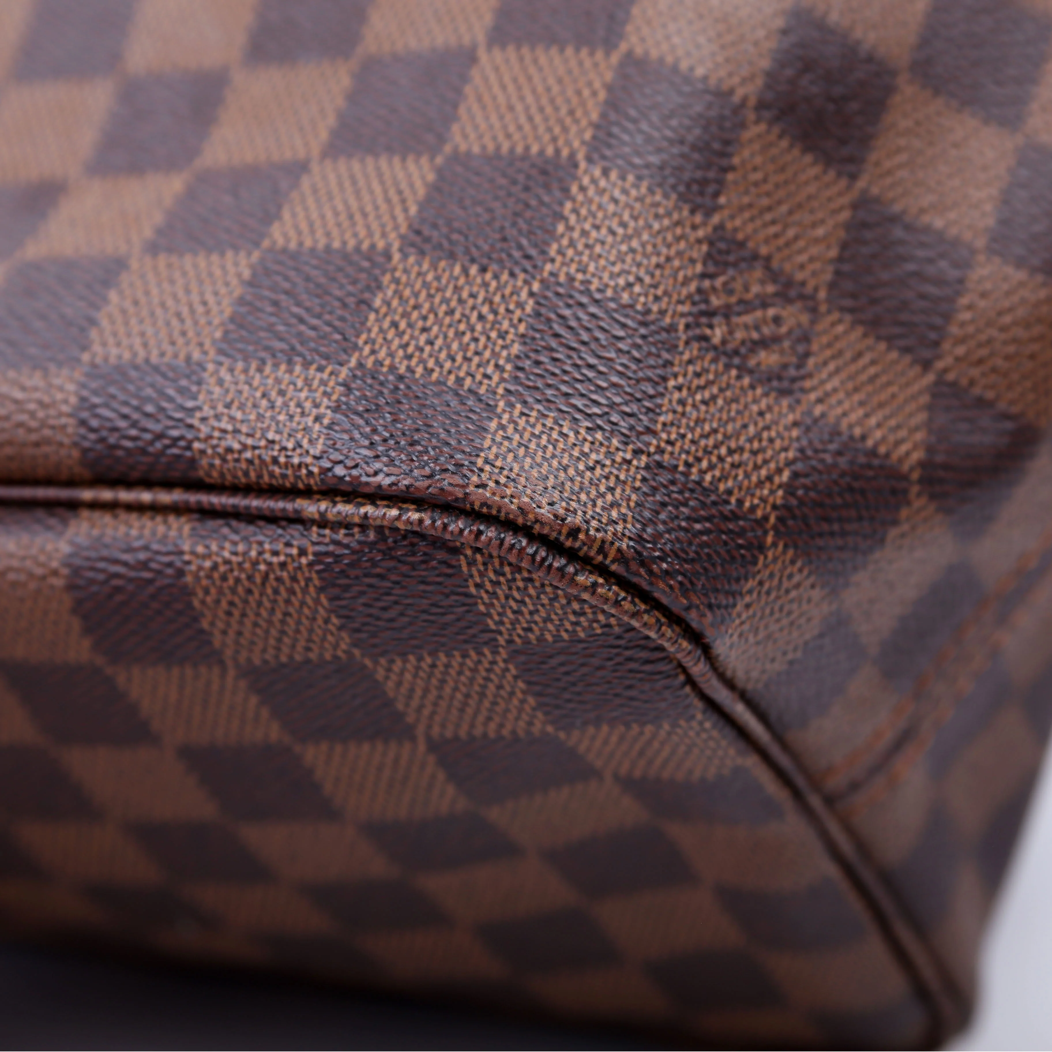 Neverfull MM Damier Ebene Red - Image 6