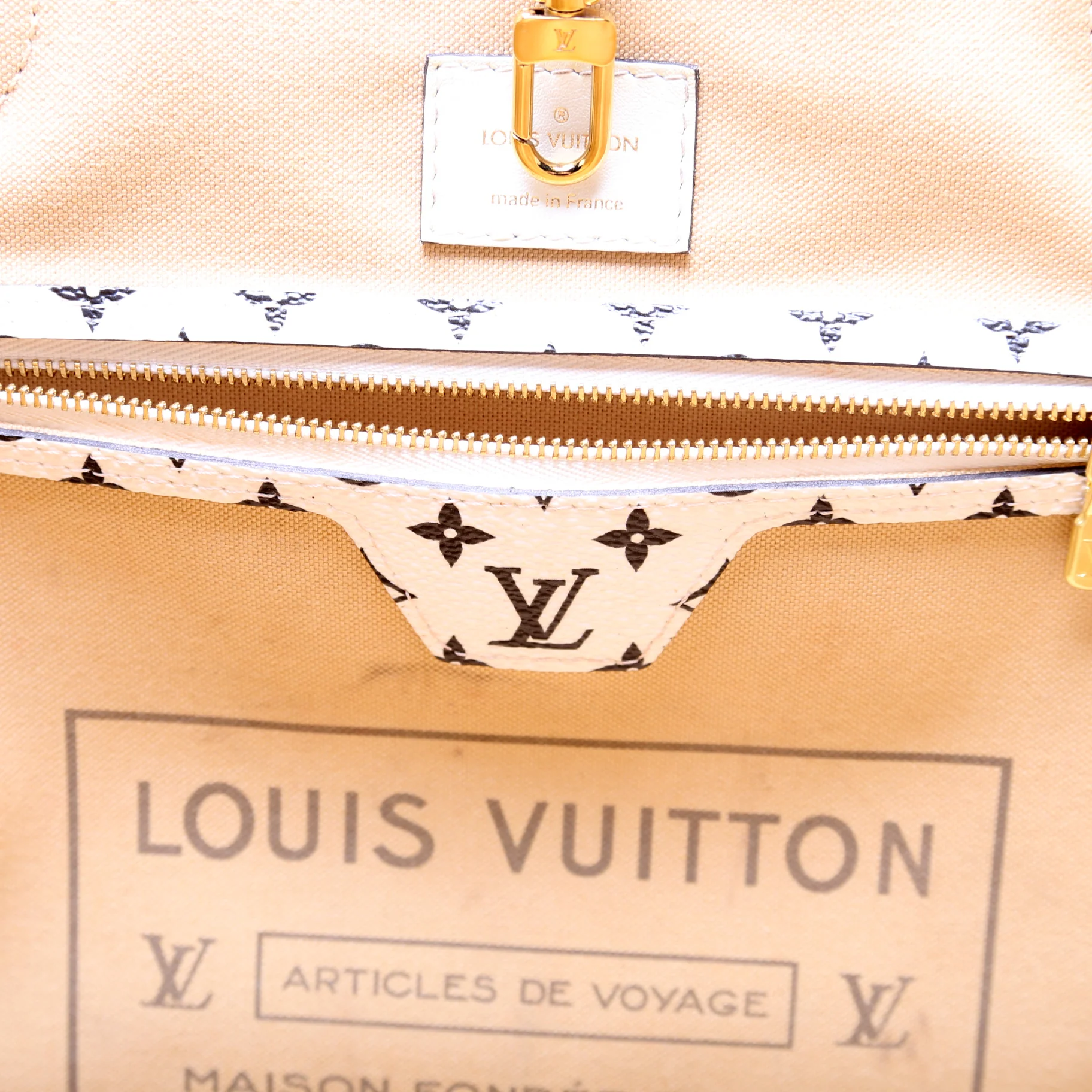 Neverfull MM Giant Monogram W/Wallet - Image 9