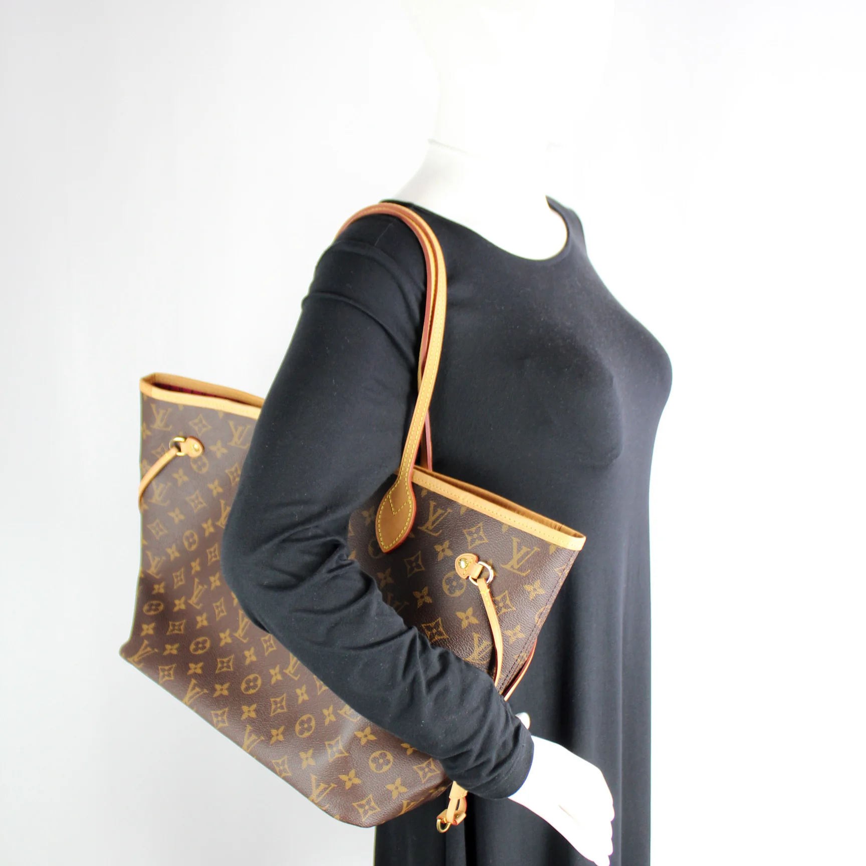 Neverfull MM Monogram - Image 12