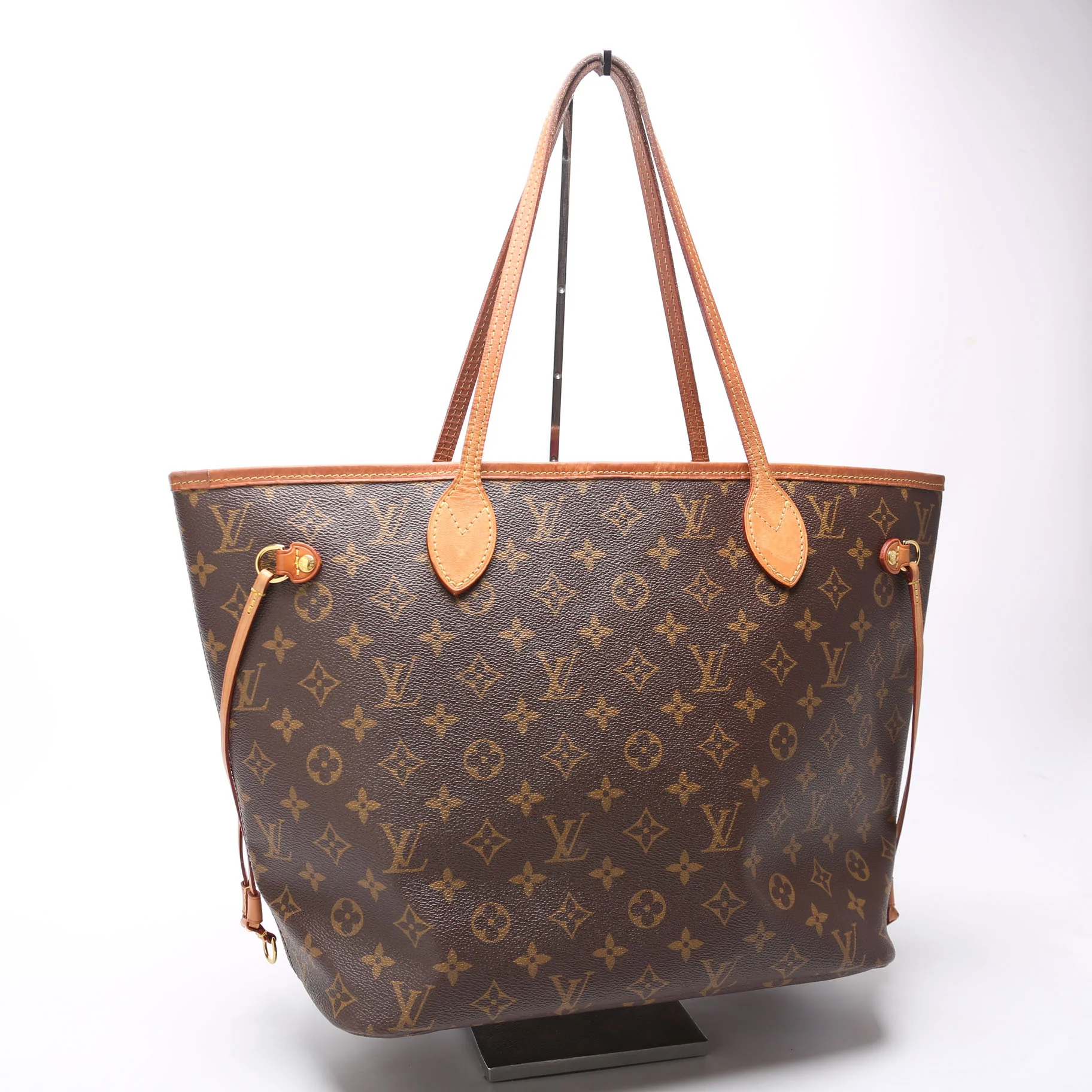 Neverfull MM Monogram Berry - Image 2