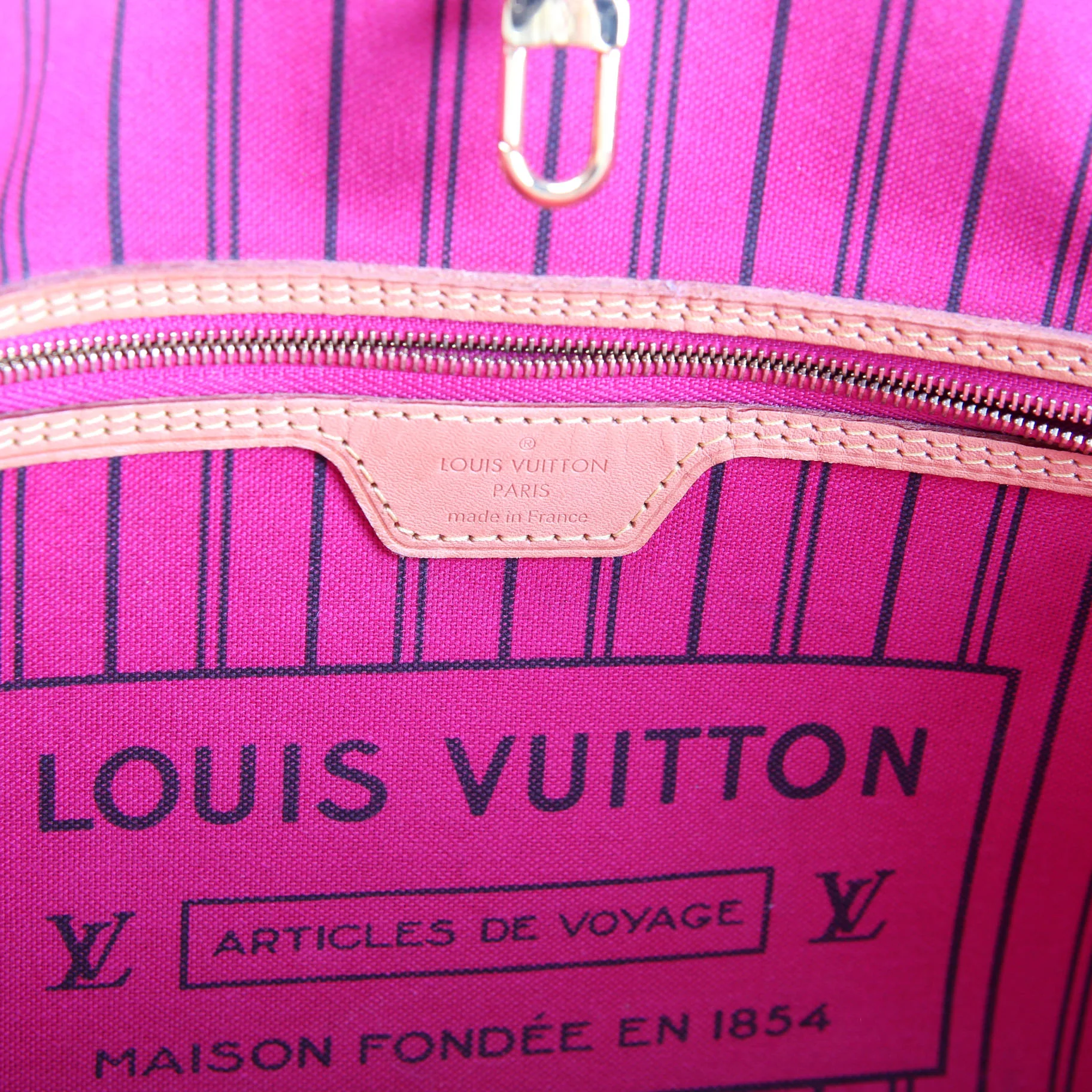Neverfull MM Monogram Berry - Image 12