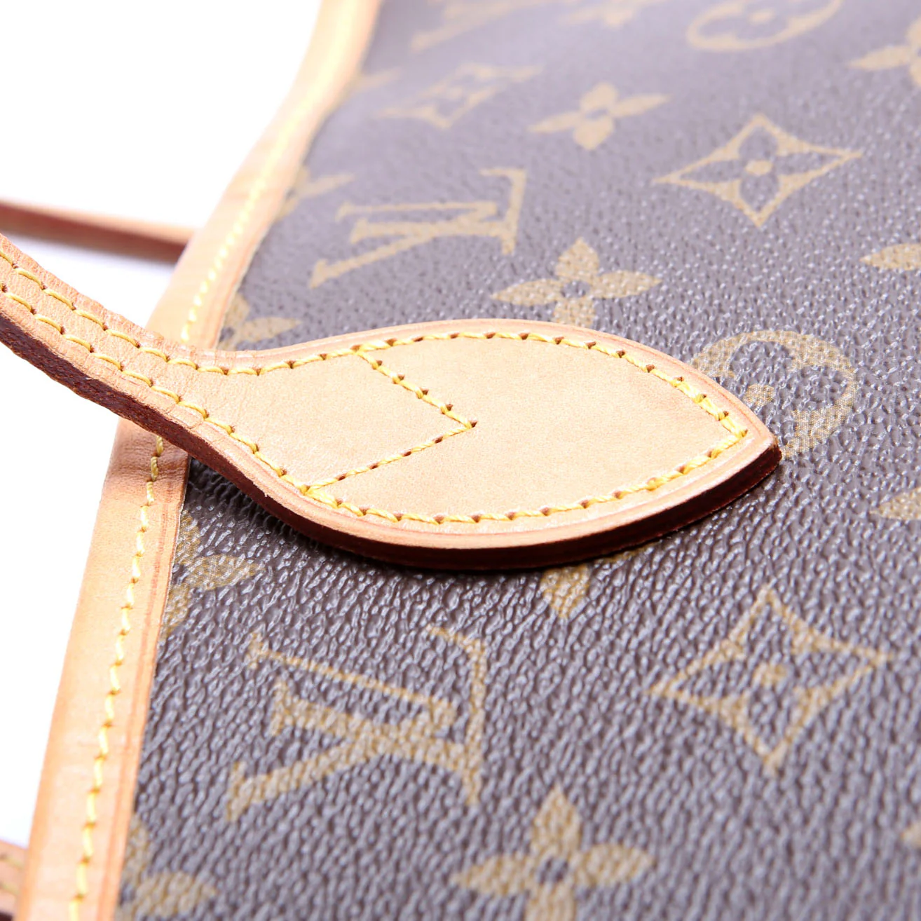 Neverfull MM Monogram Berry - Image 7
