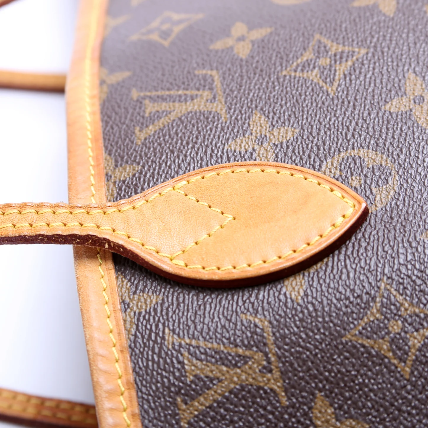 Neverfull MM Monogram Yellow - Image 9
