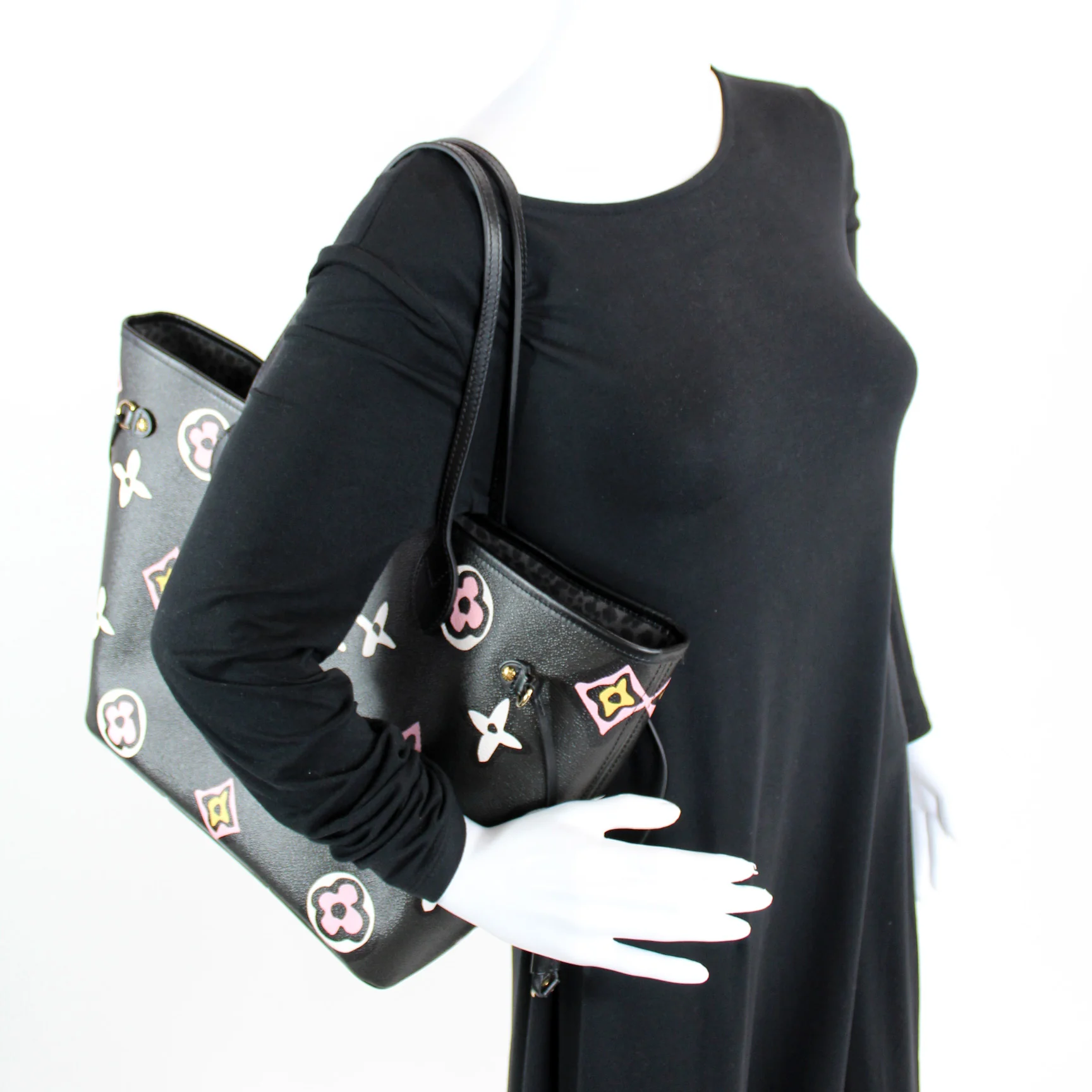 Neverfull MM Wild at Heart - Image 9