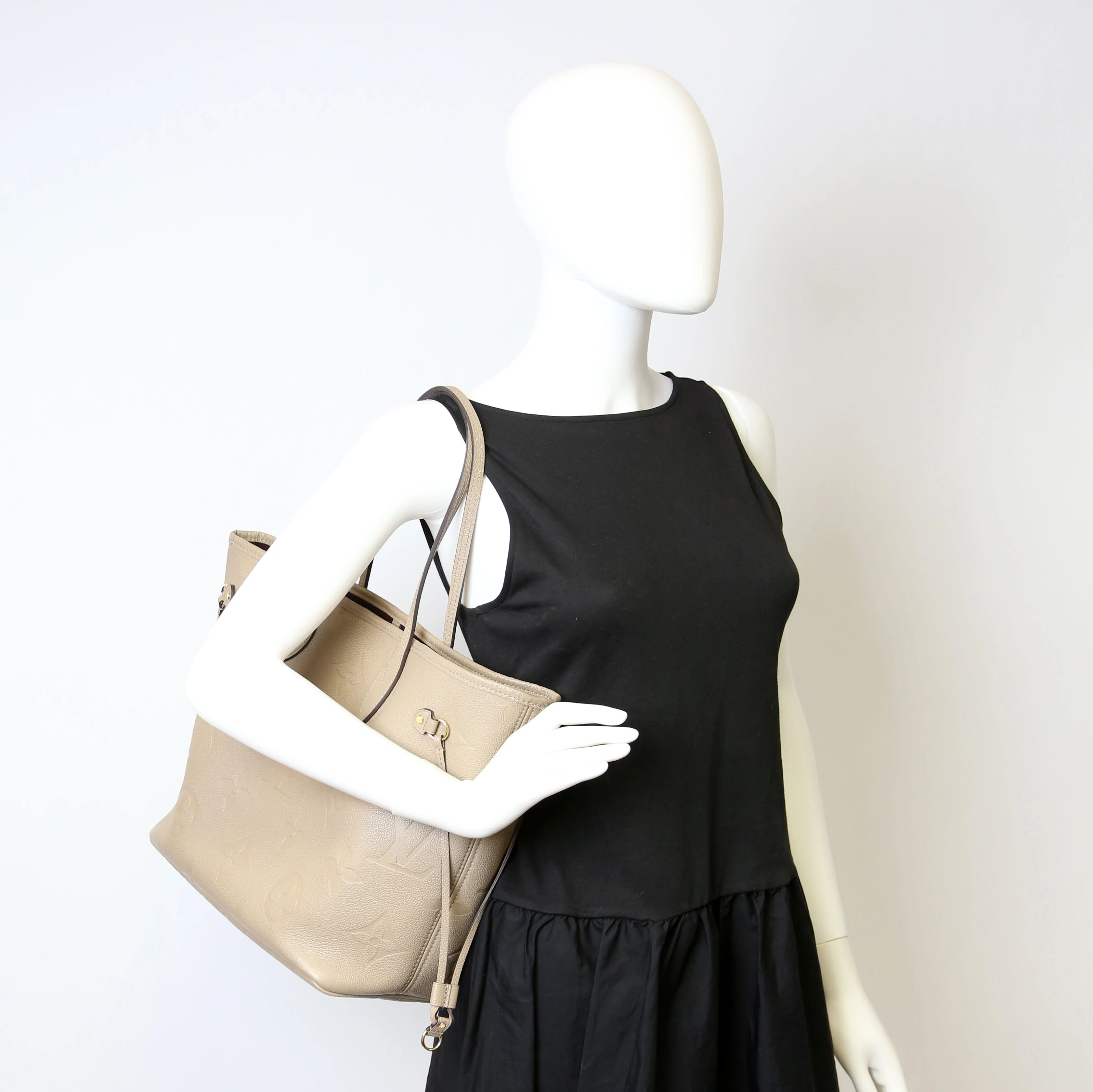 Neverfull MM With Wallet Empreinte Taupe - Image 13
