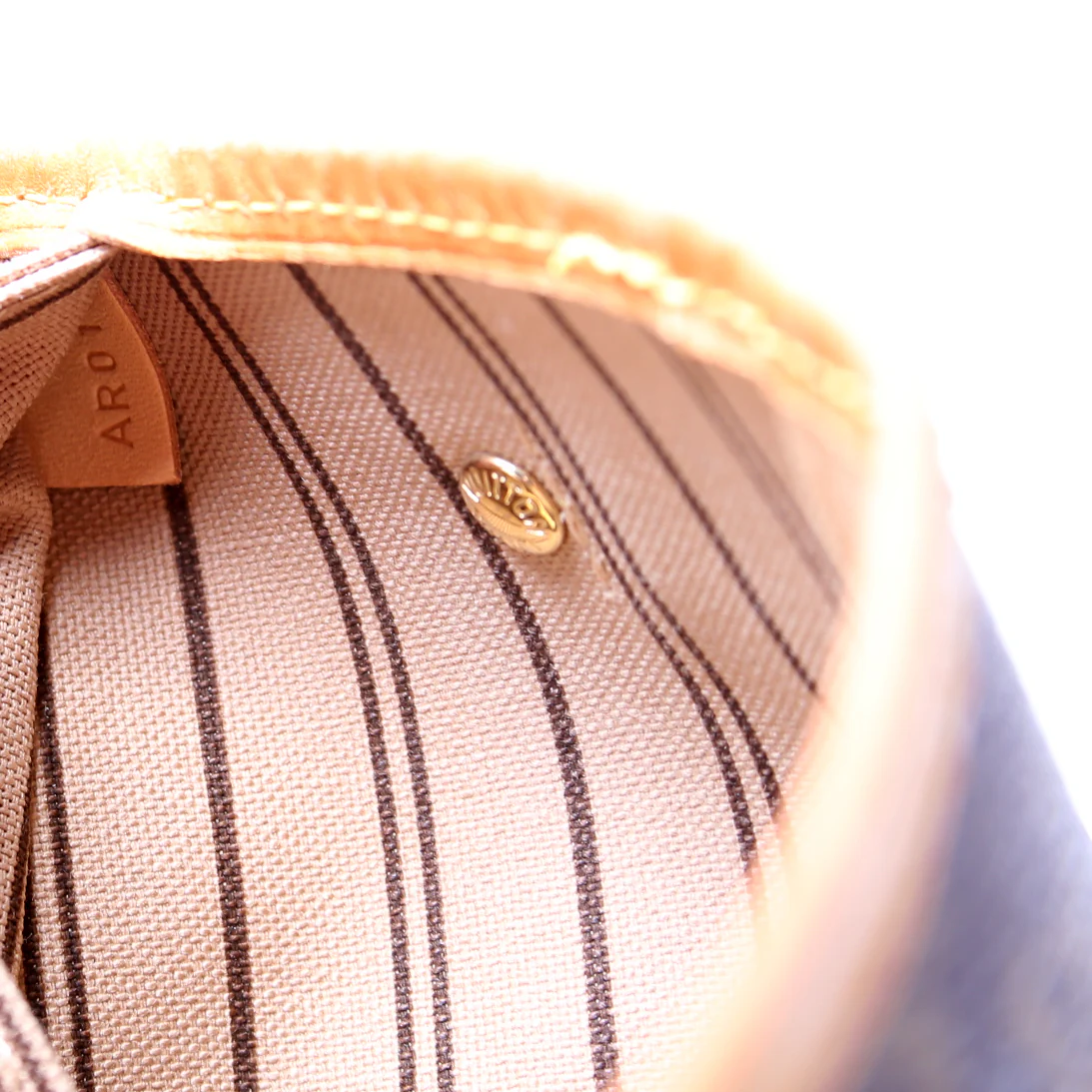 Neverfull W/Wallet PM Monogram Beige - Image 10