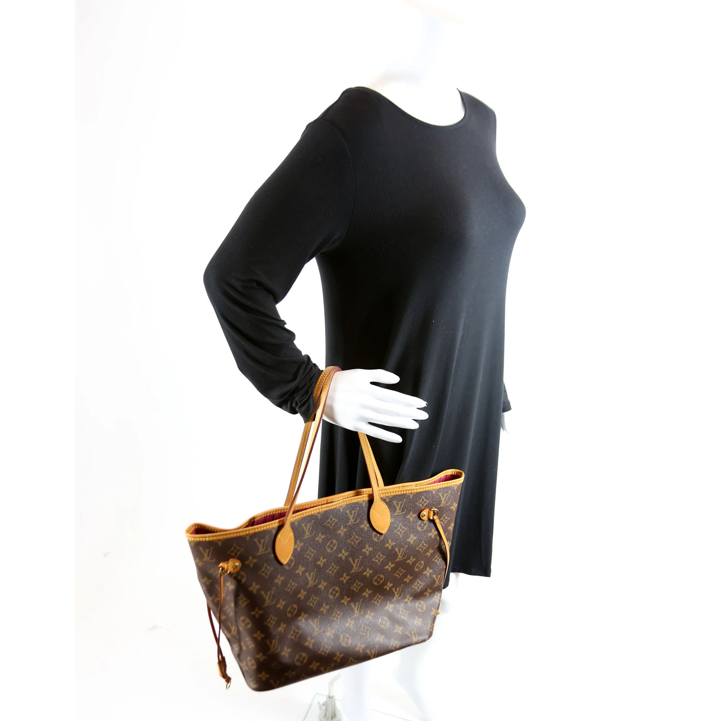 Neverfull with Wallet MM Monogram - Image 10
