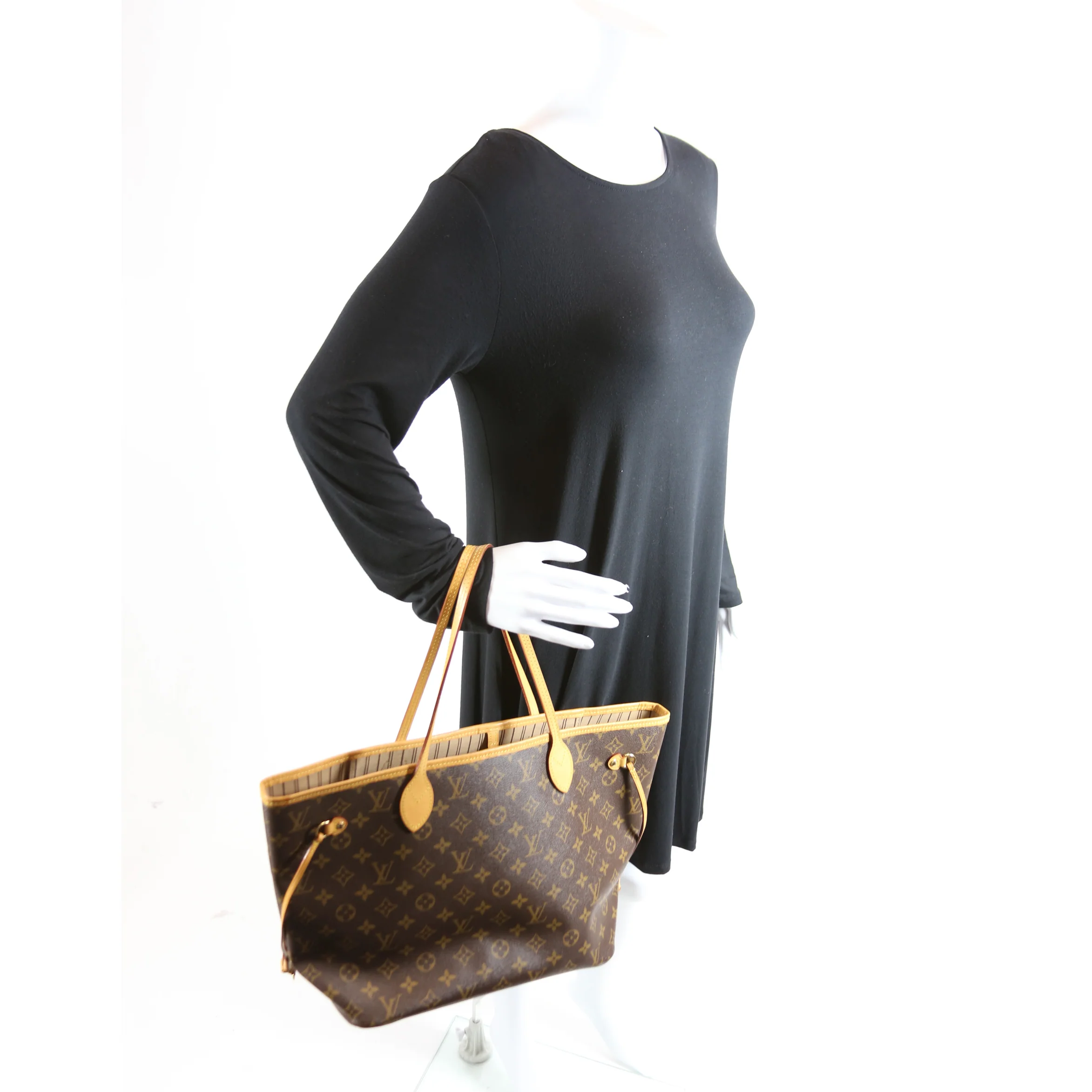 Neverfull with Wallet MM Monogram - Image 9