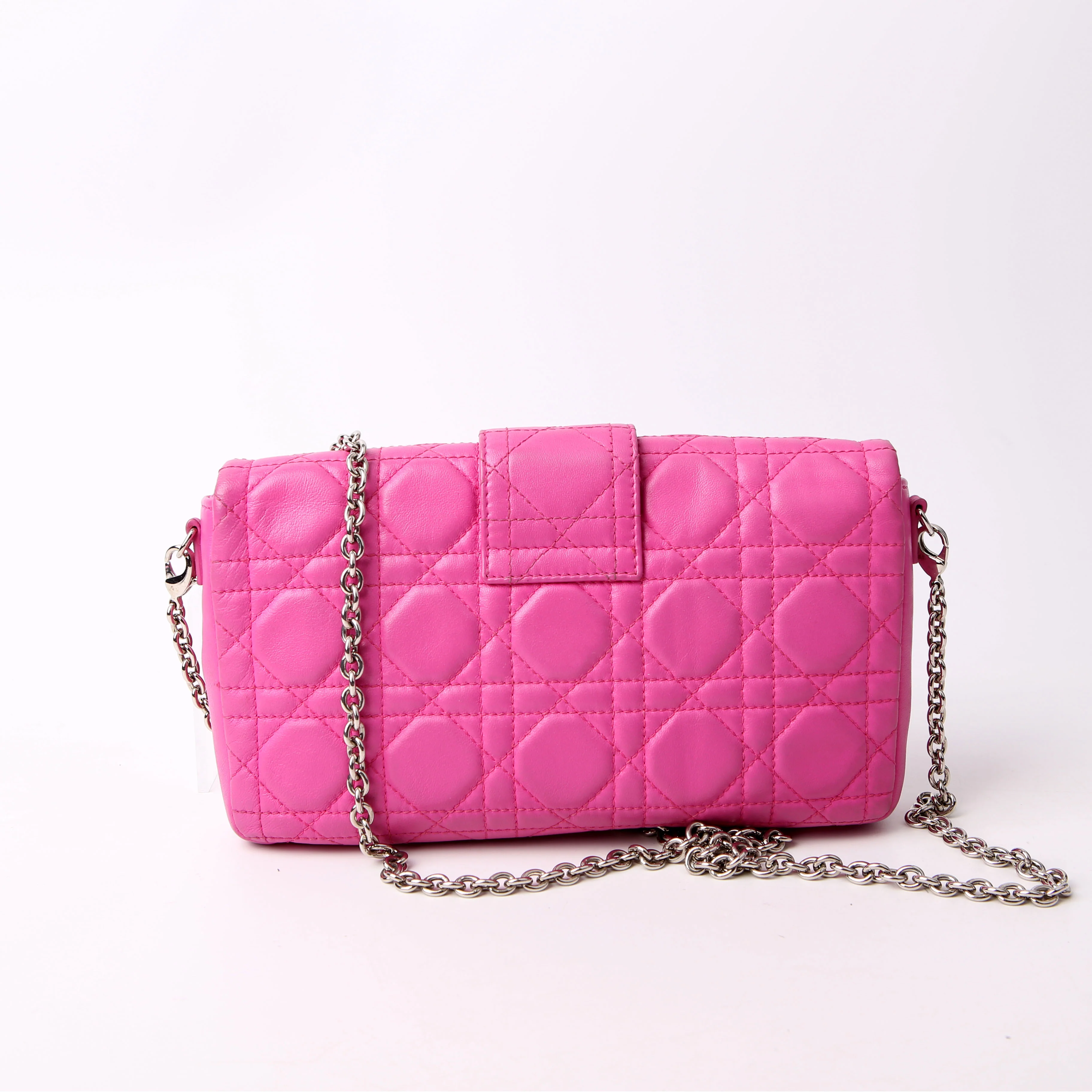 New Lock Pouch Cannage Lambskin Pink - Image 3
