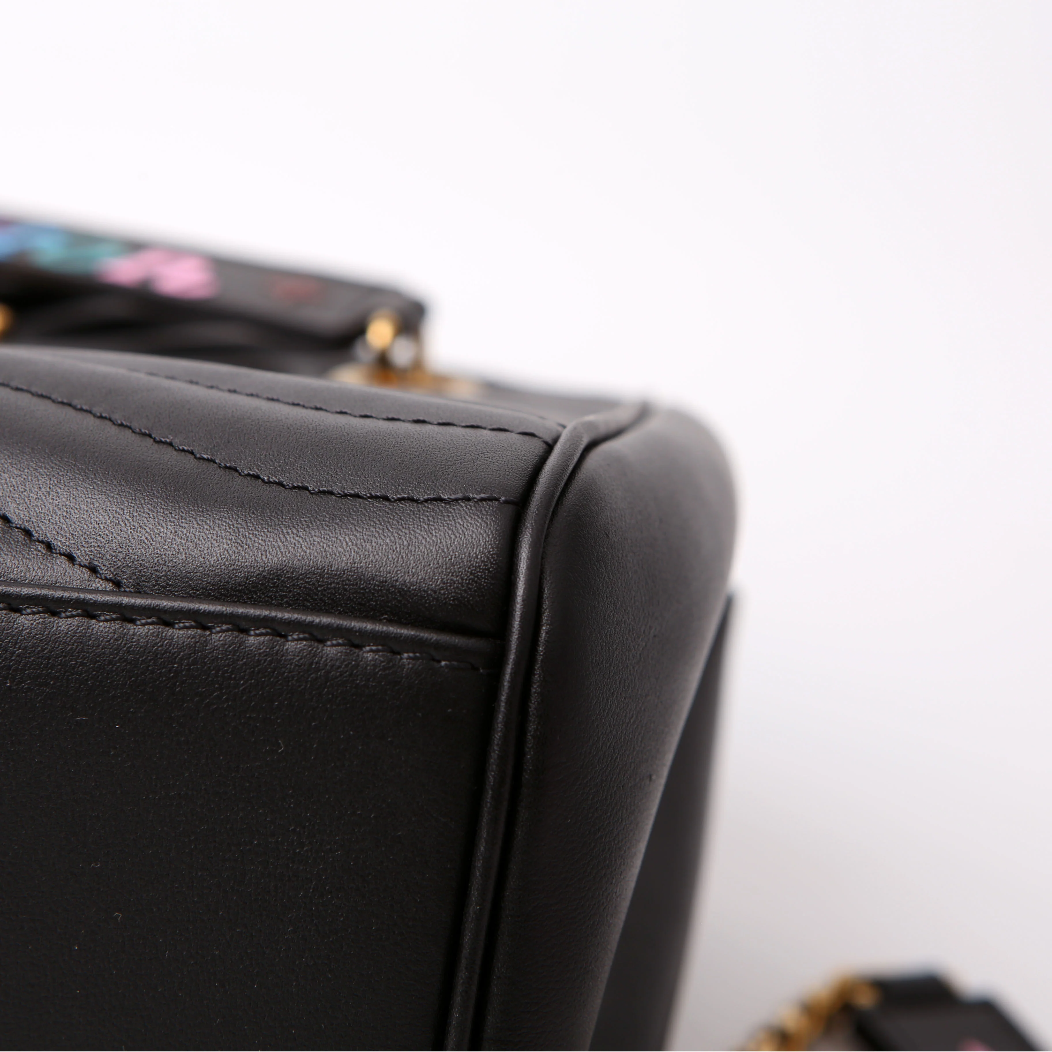 New Wave Chain Tote Black - Image 6