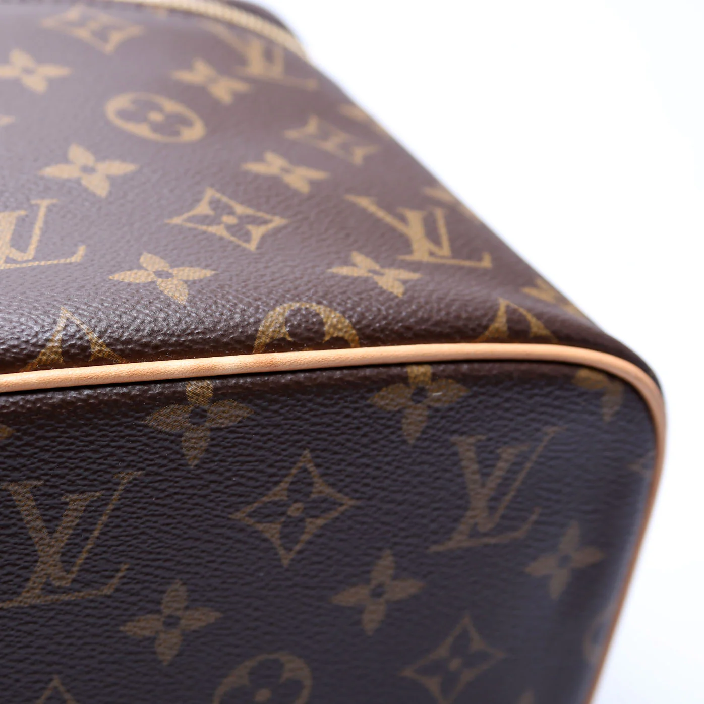 Nice BB Cosmetic Monogram - Image 5