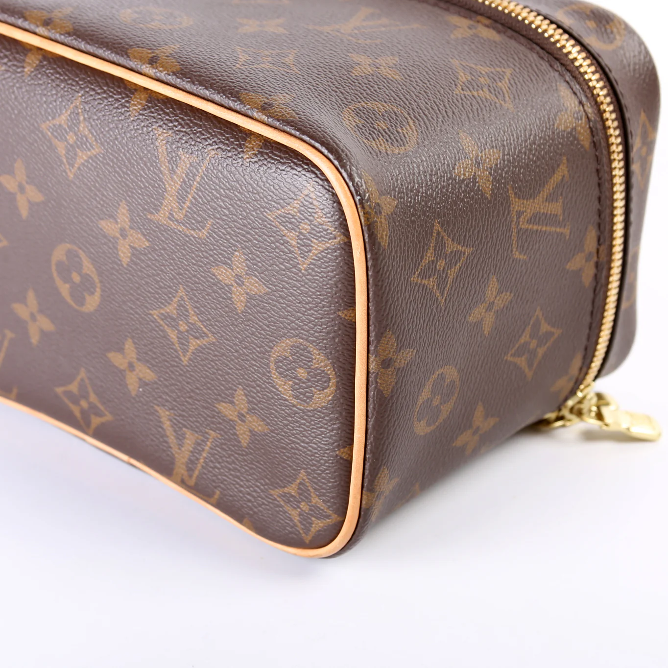 Nice Mini Toiletry Pouch Monogram - Image 7