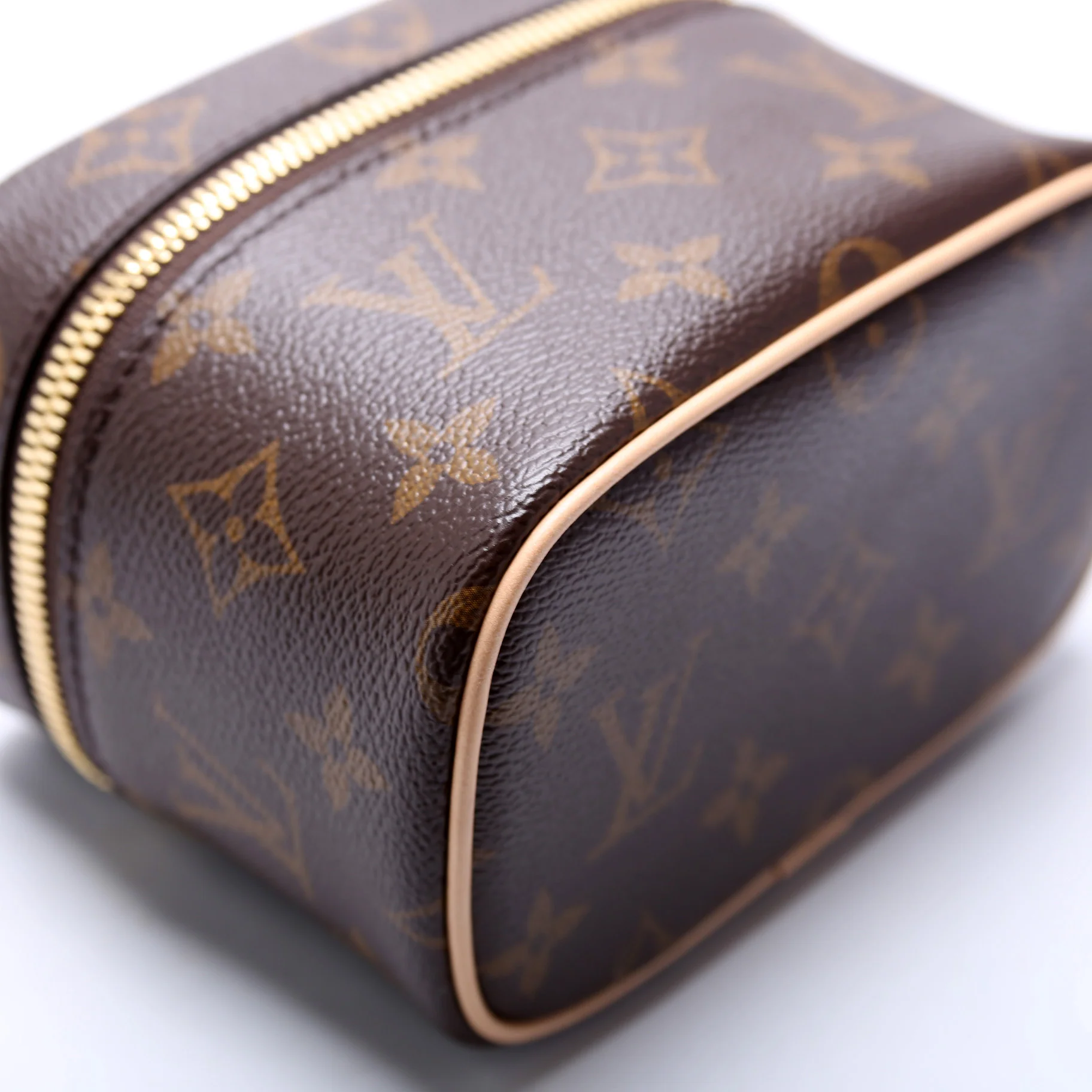 Nice Nano Toiletry Pouch Monogram - Image 6