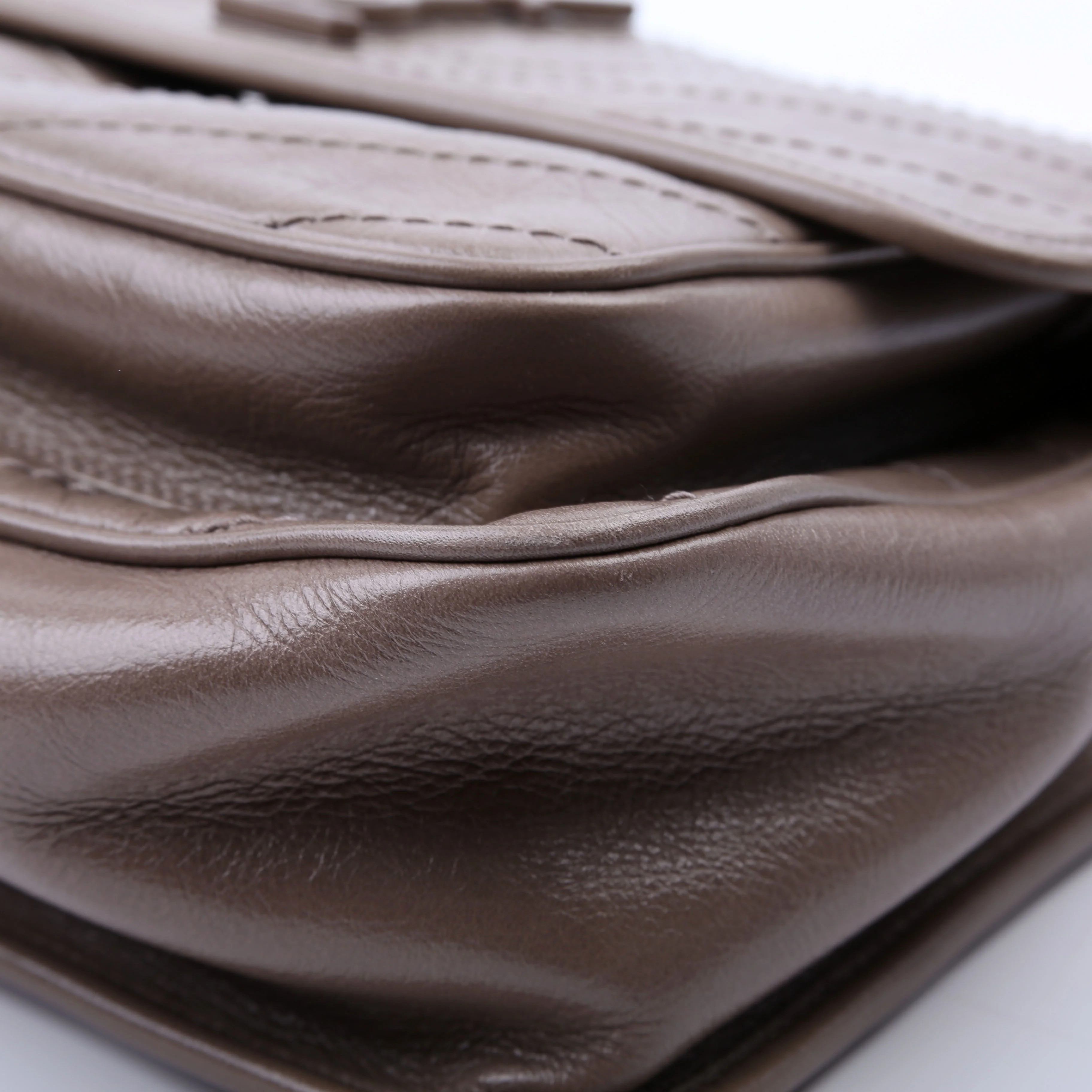 Niki medium Crinkle Leather Taupe - Image 6