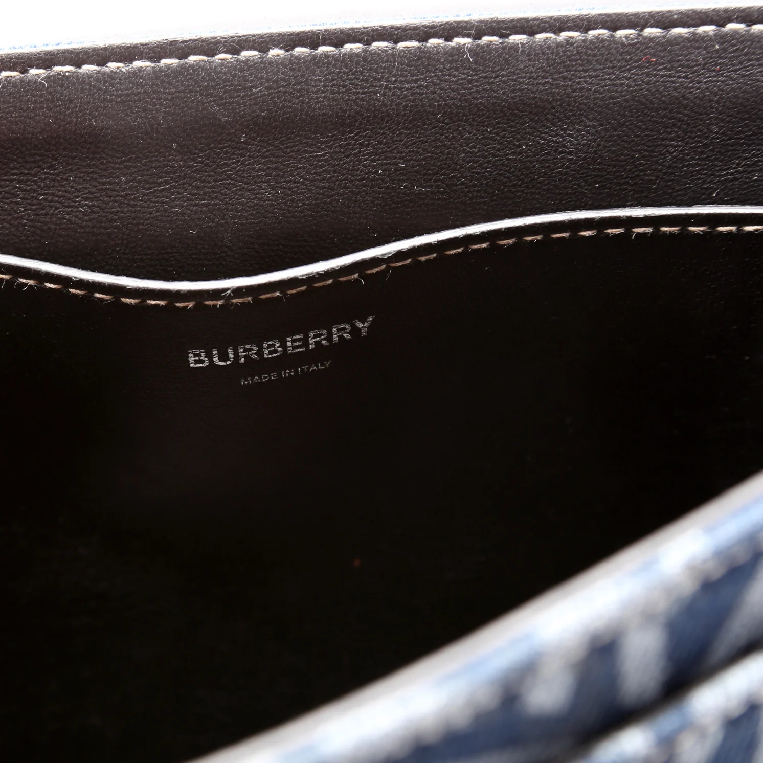 Note Crossbody Denim - Image 10